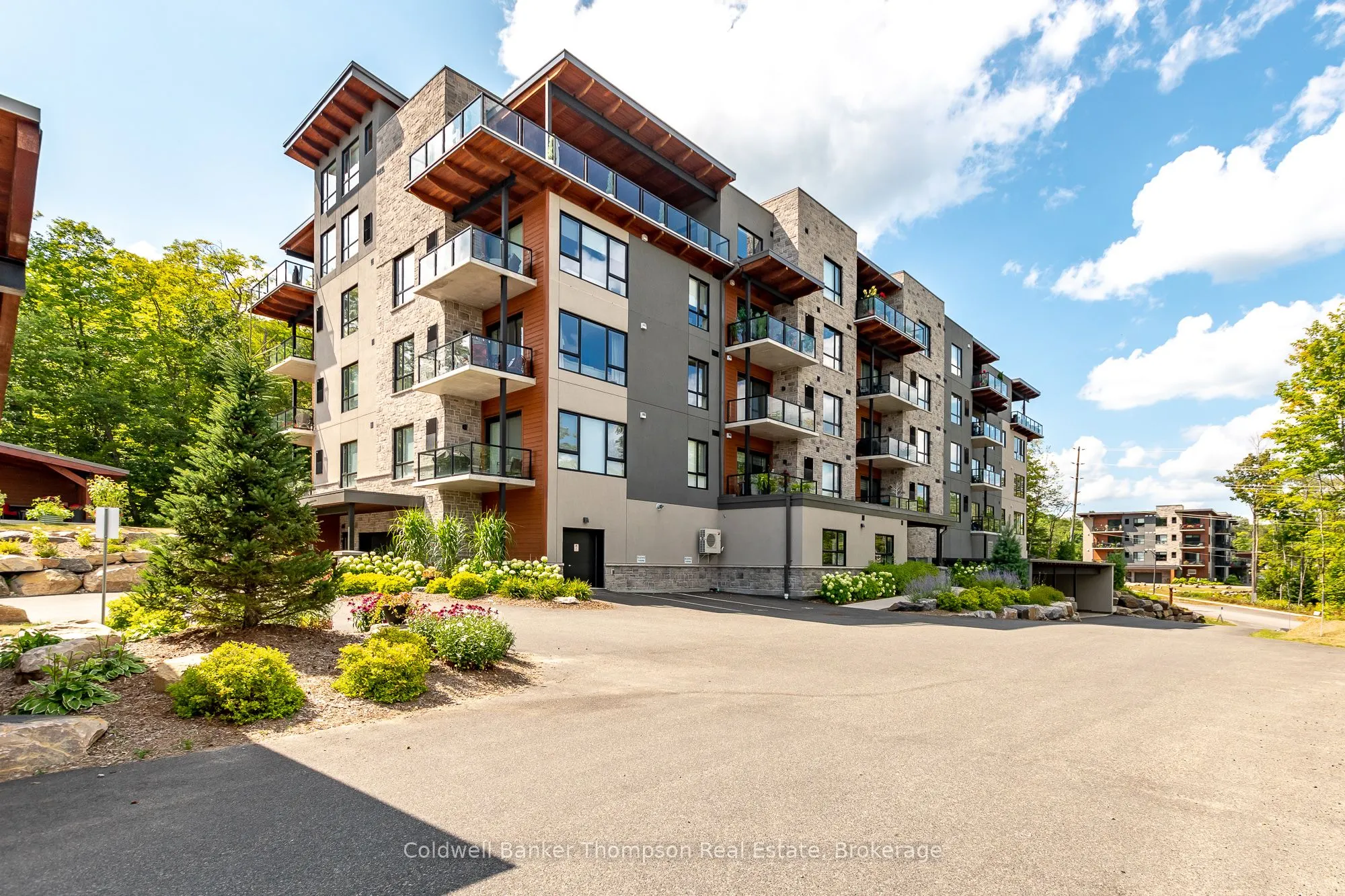 18 Campus Trail, #207