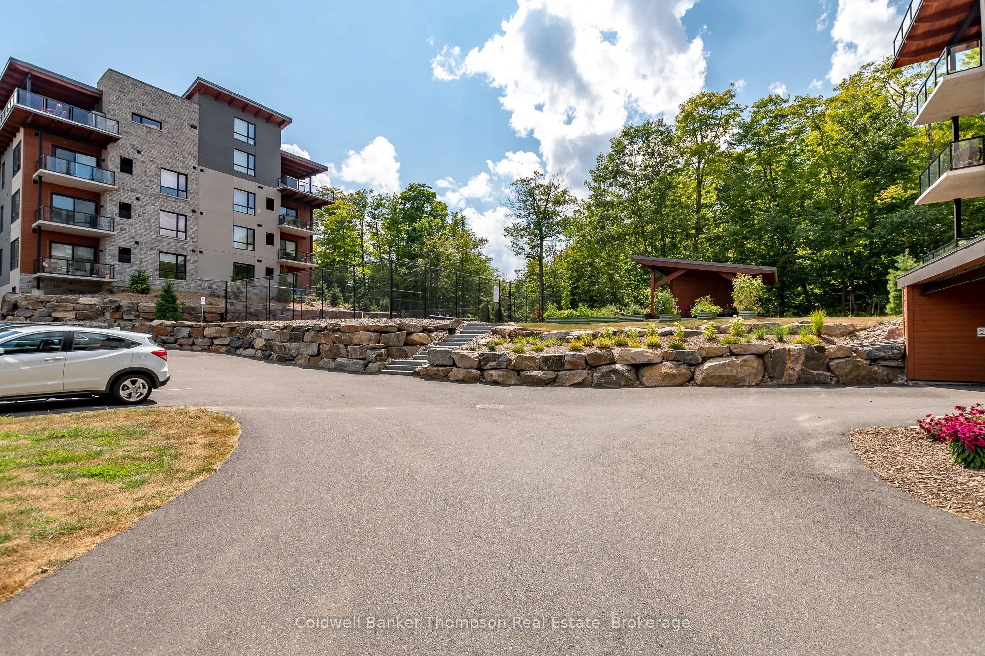 18 Campus Trail, #207
