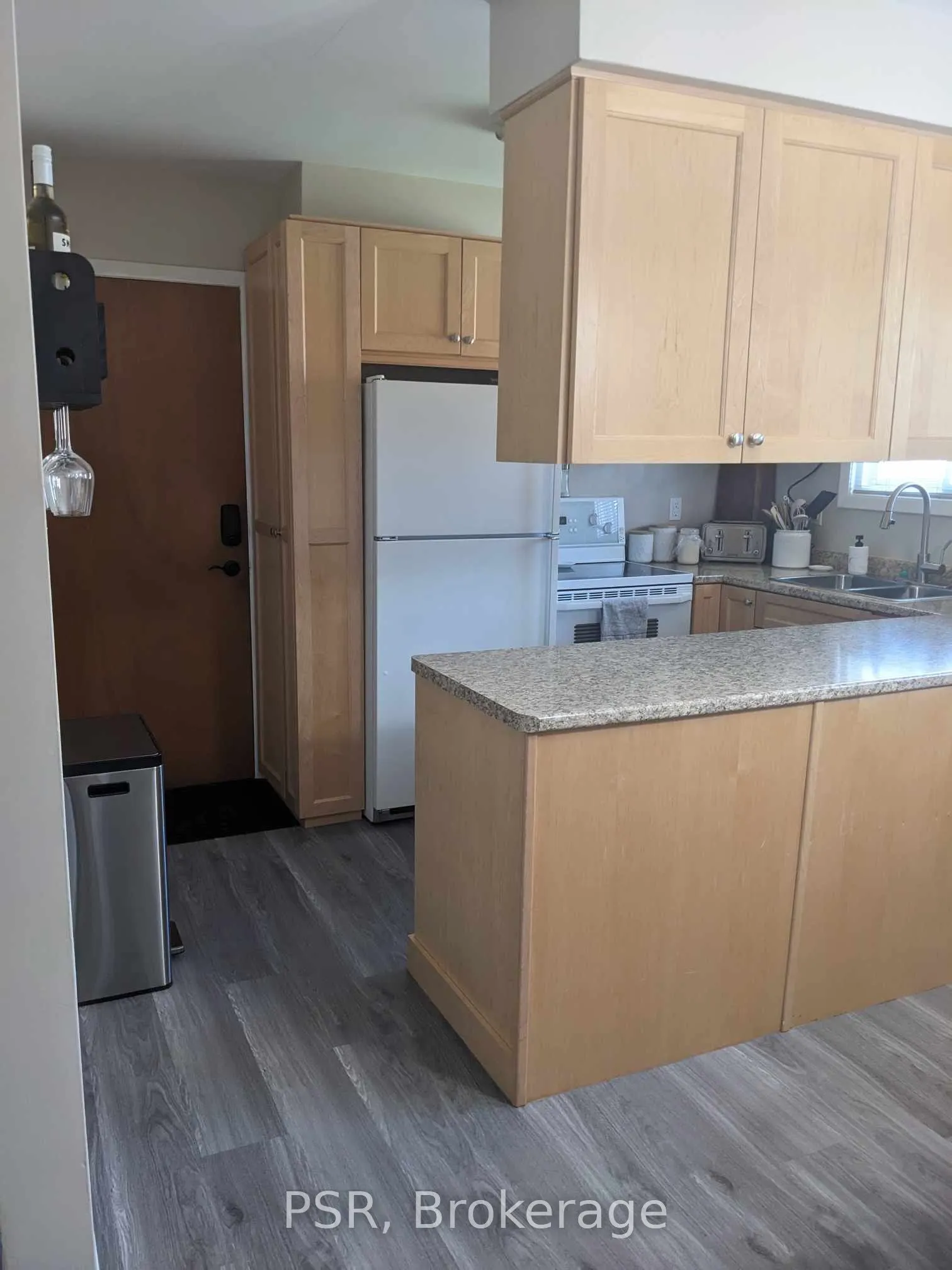 80 Westwood Drive, #Main