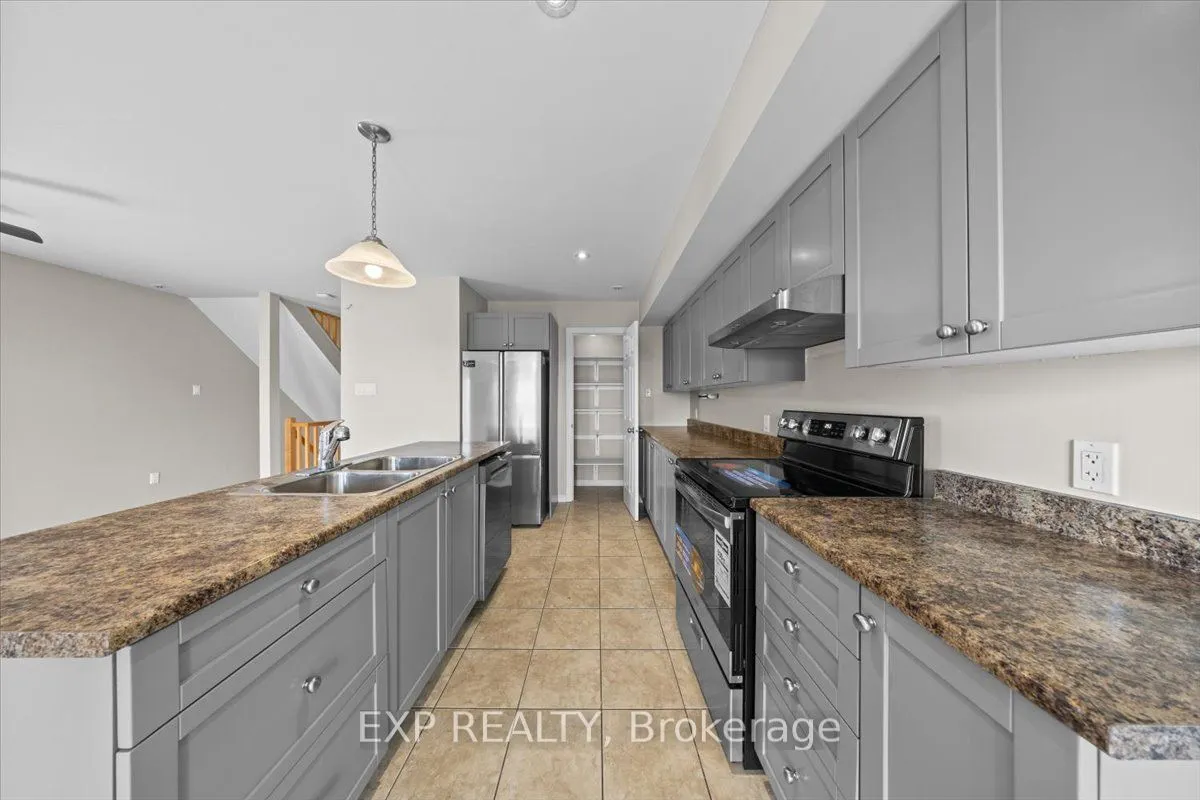 12 John Findlay Terrace