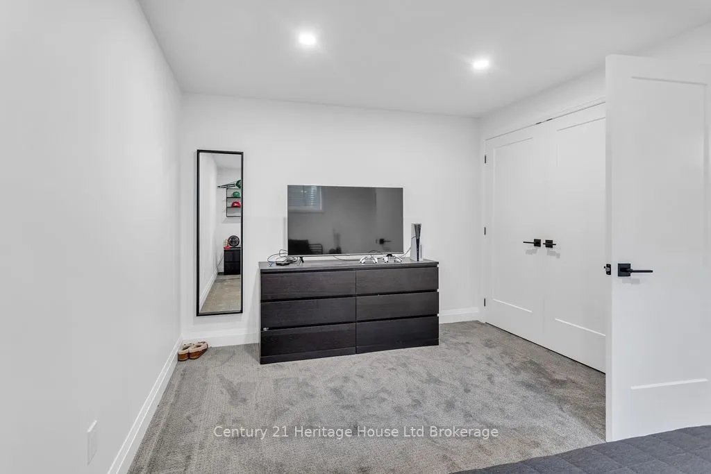 101 Graydon Drive