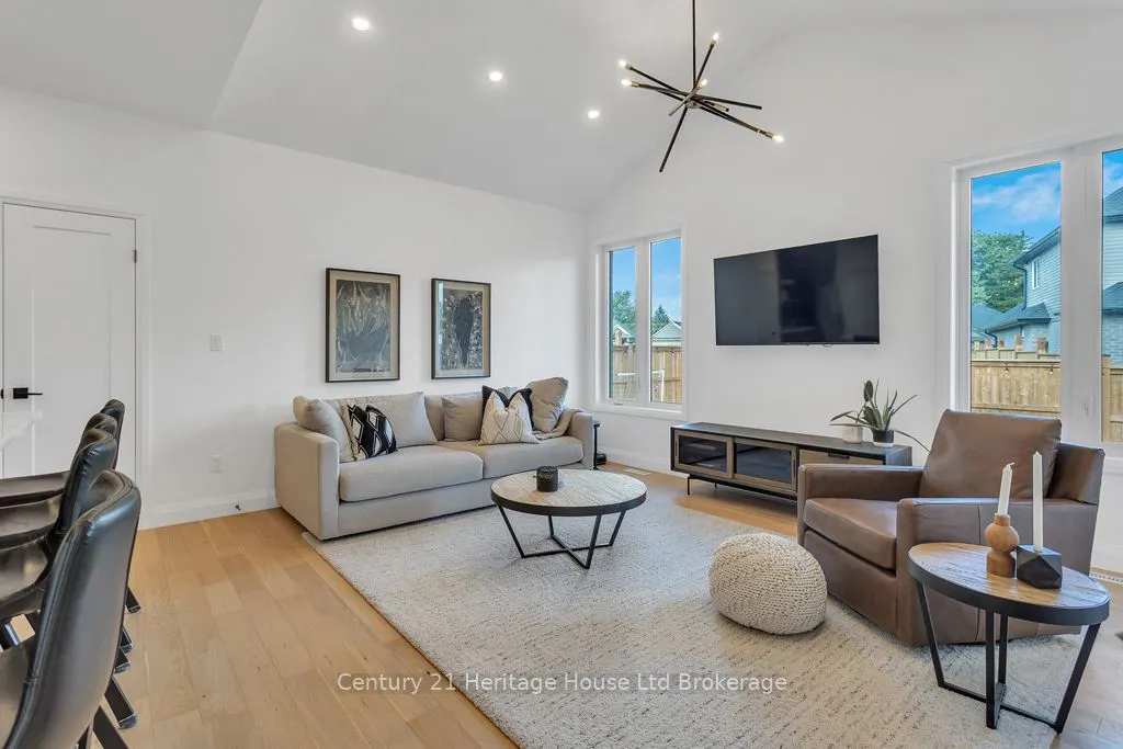 101 Graydon Drive