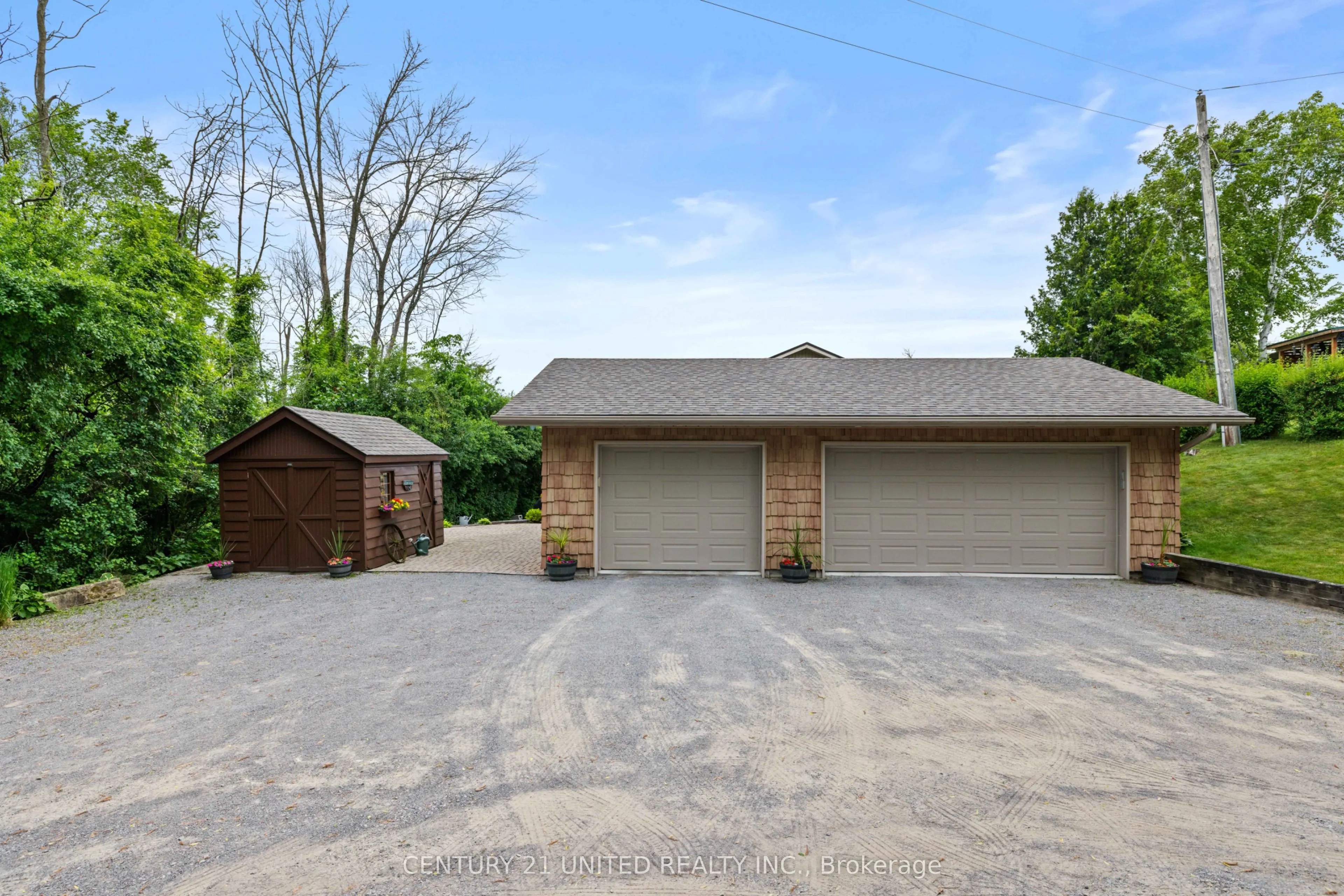 210 Thompson Road