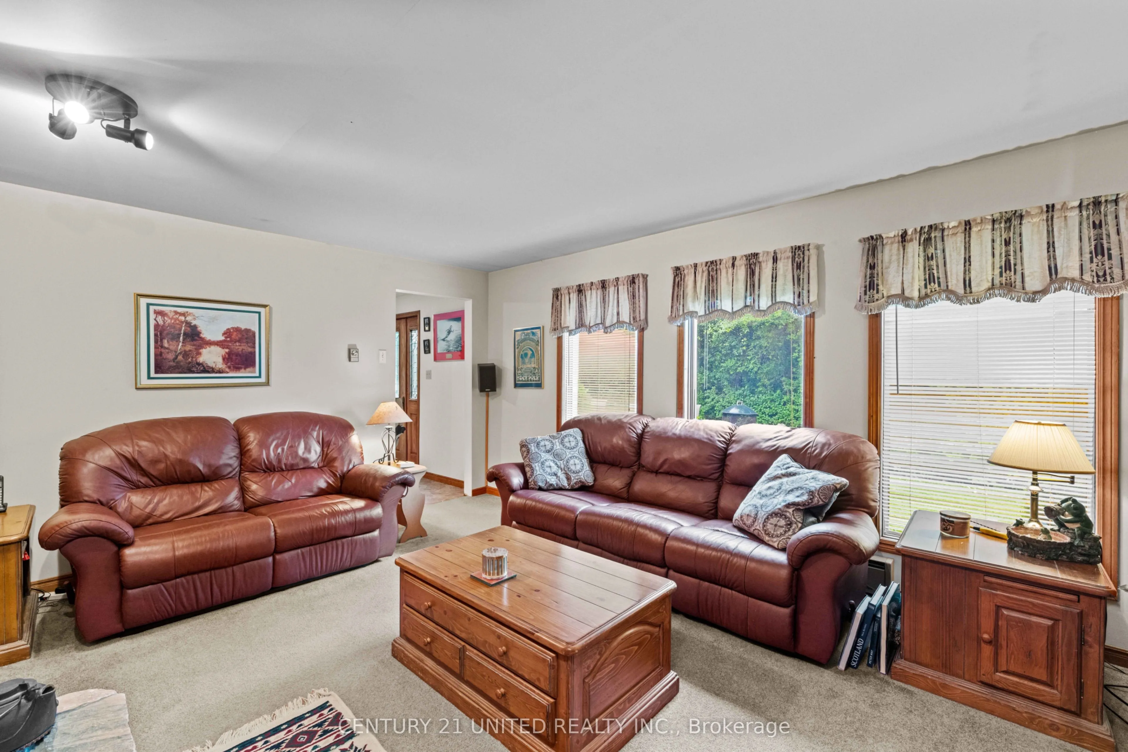 210 Thompson Road