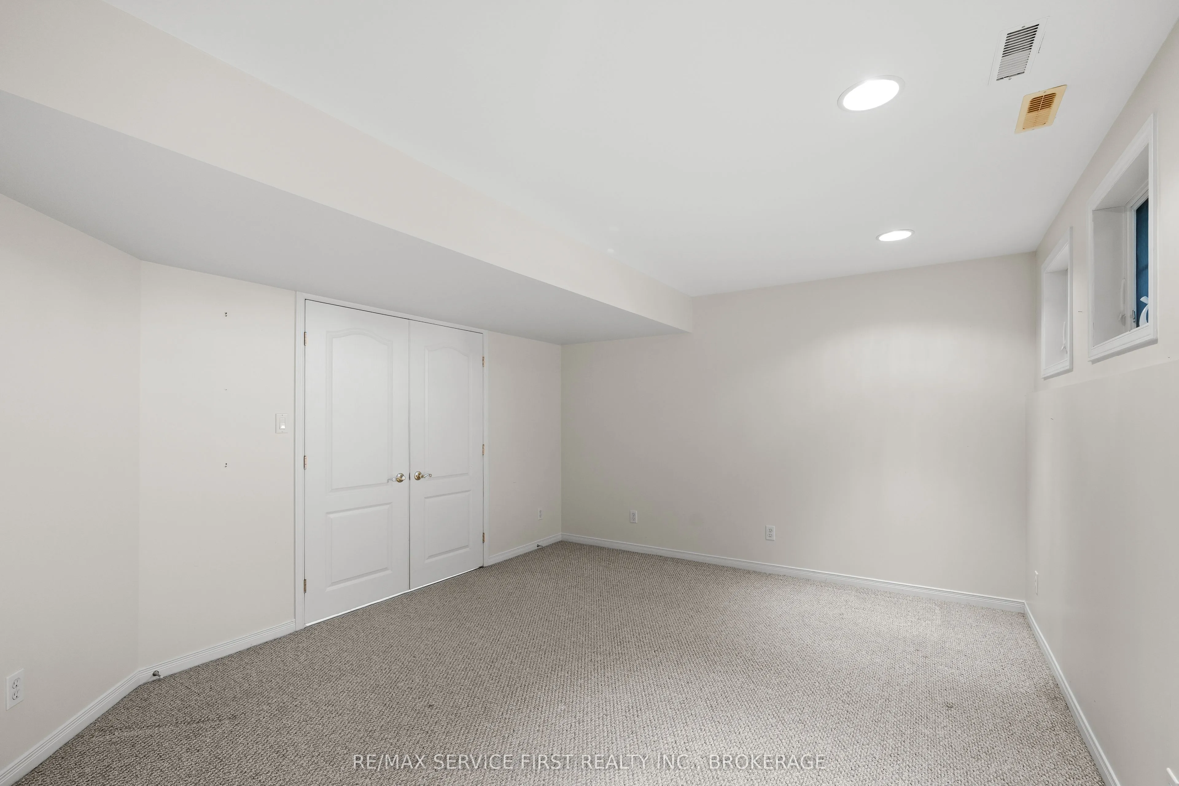 229 Island View Drive