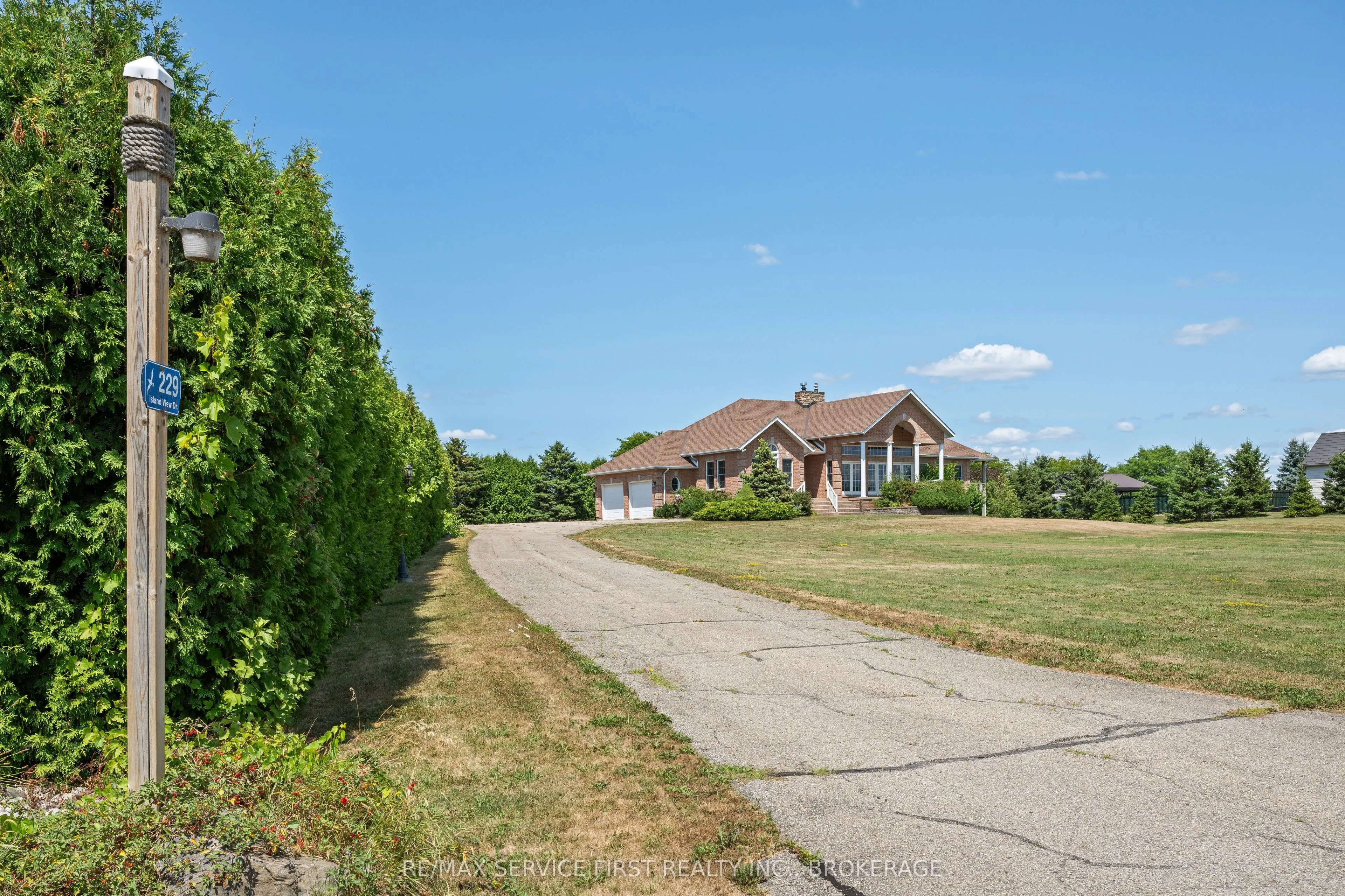 229 Island View Drive