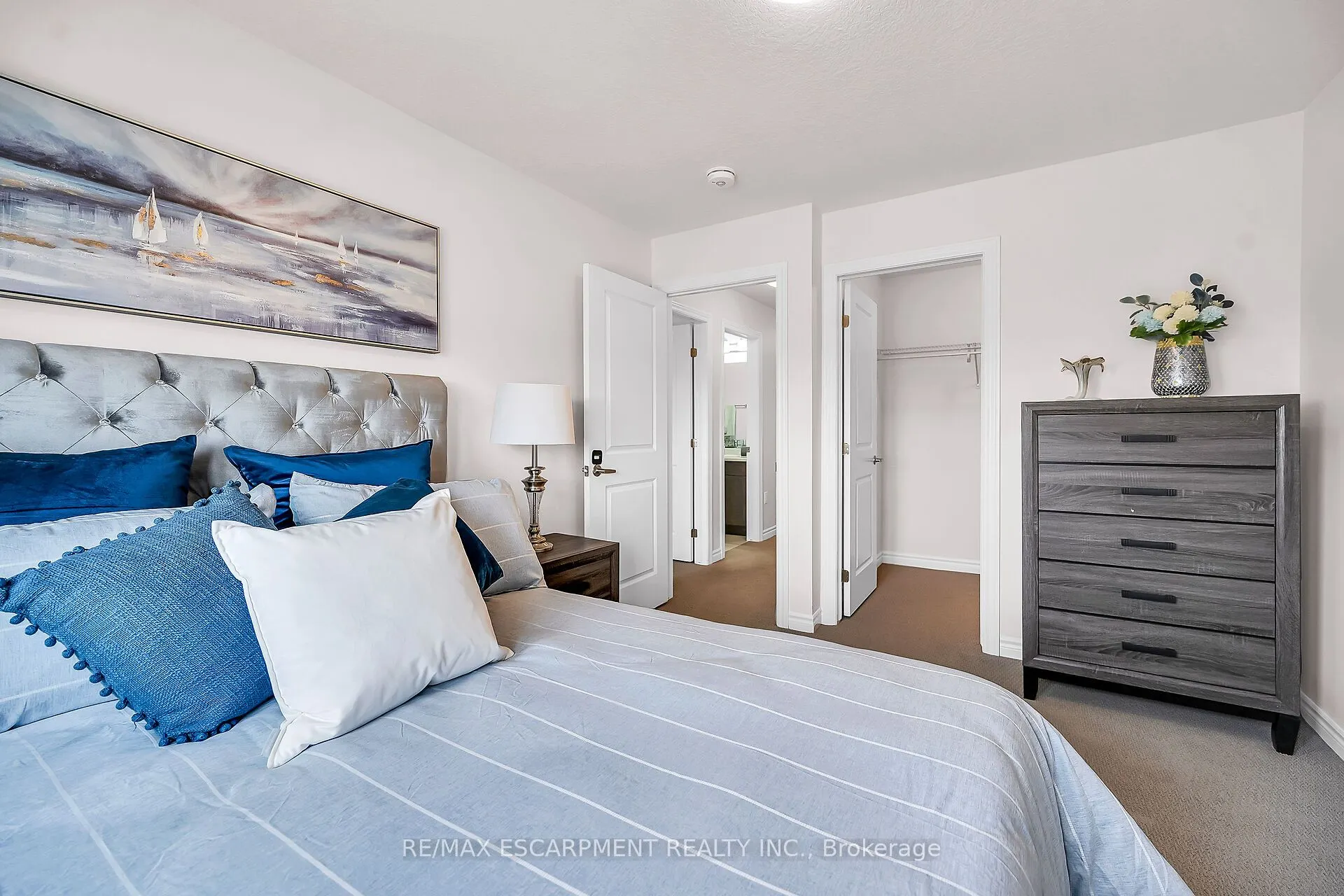 61 Soho Street, #13