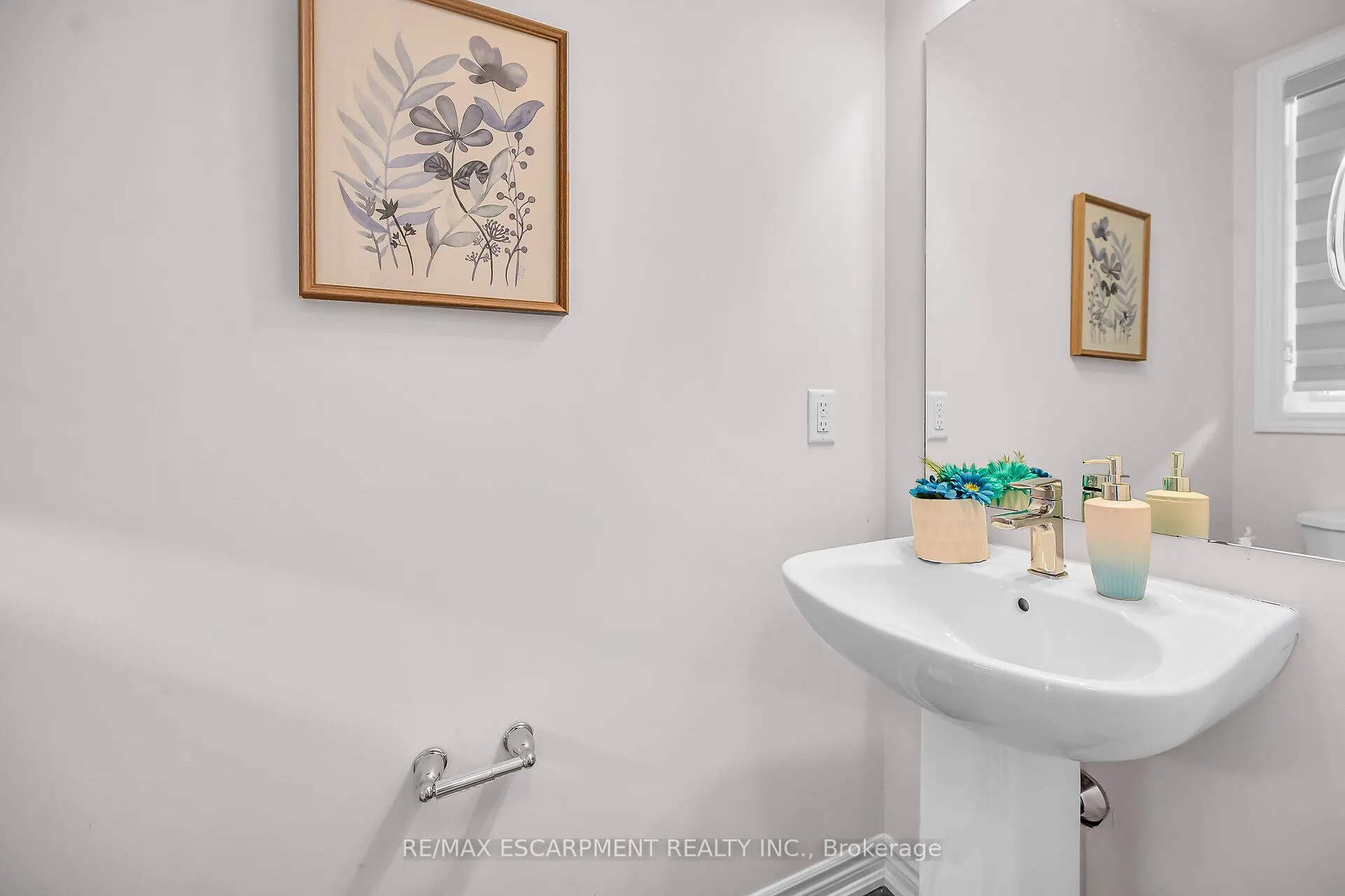 61 Soho Street, #13