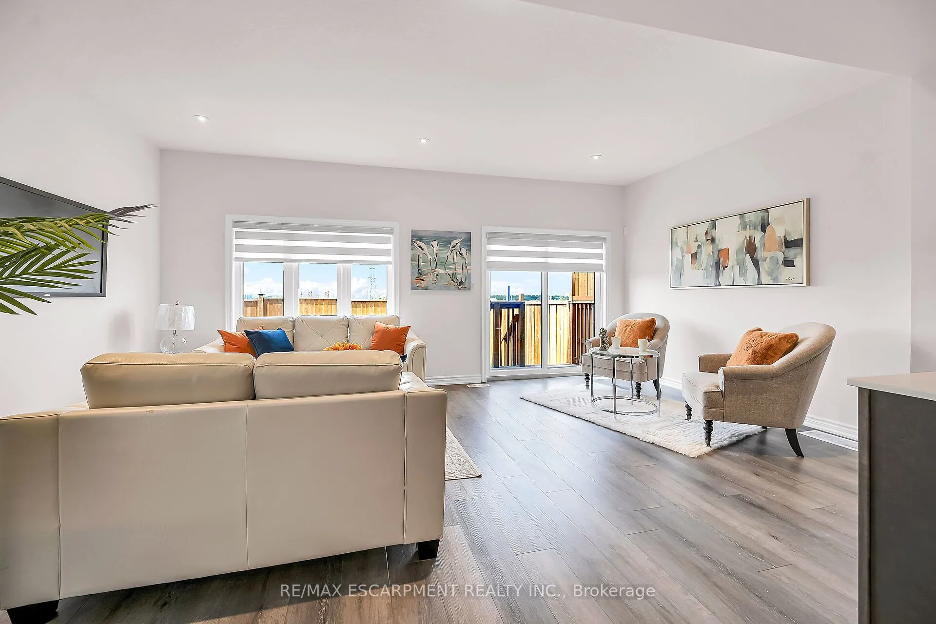 61 Soho Street, #13