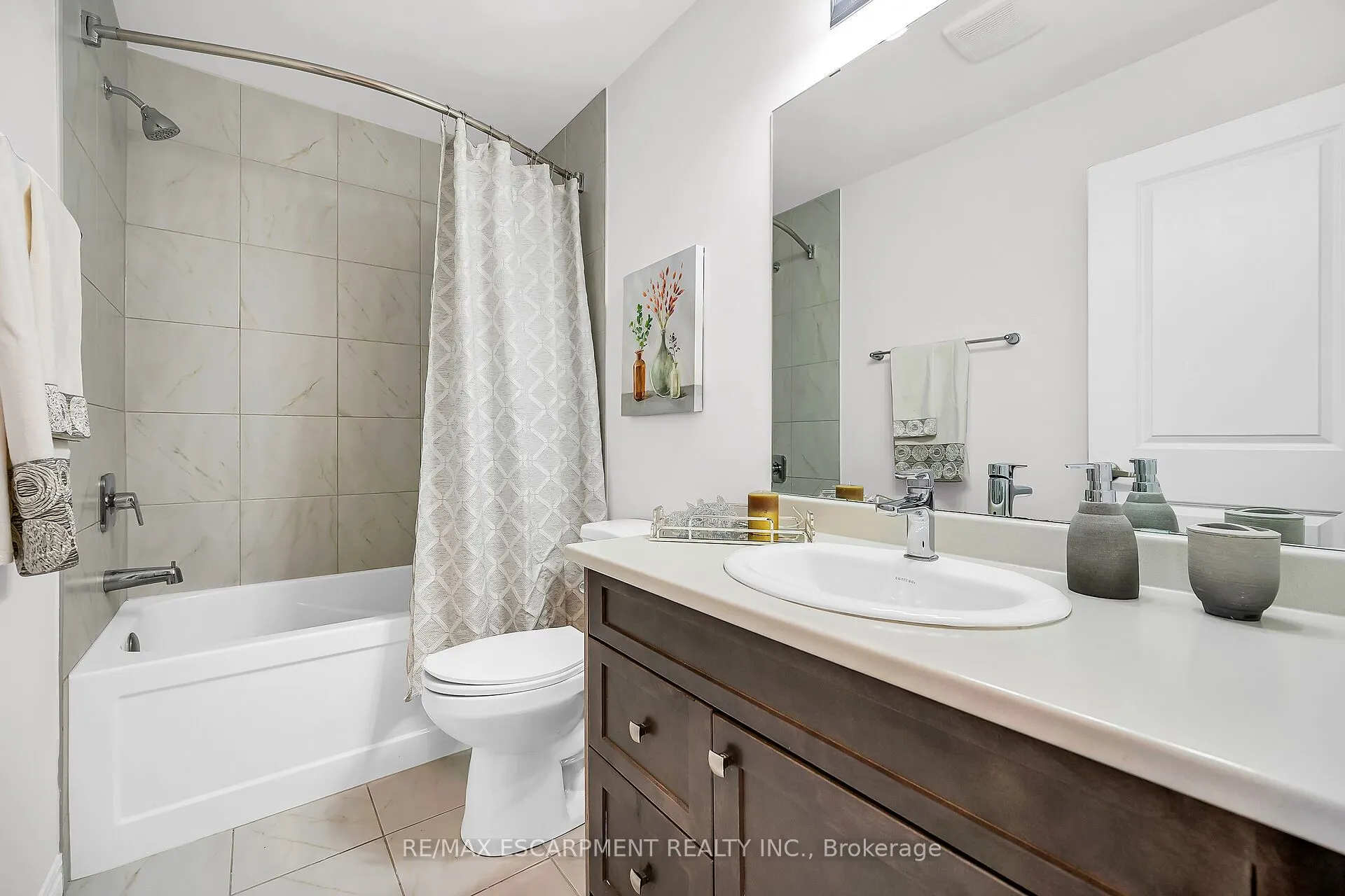 61 Soho Street, #13