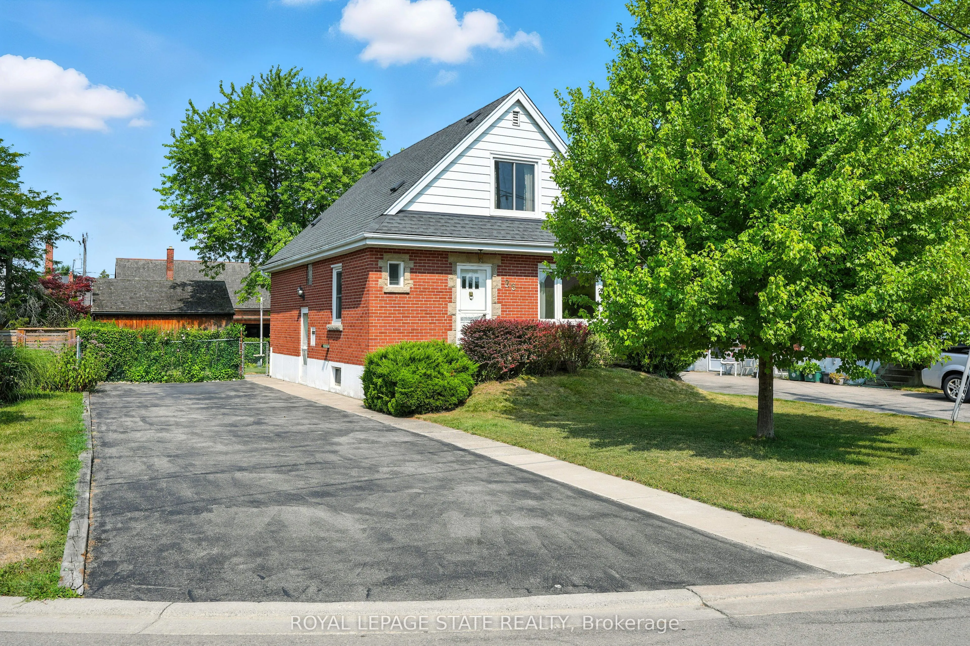26 Marion Place