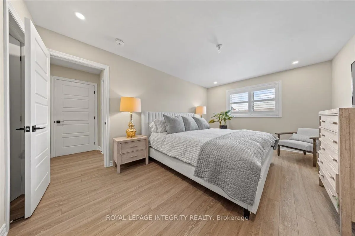 355 Crossway Terrace