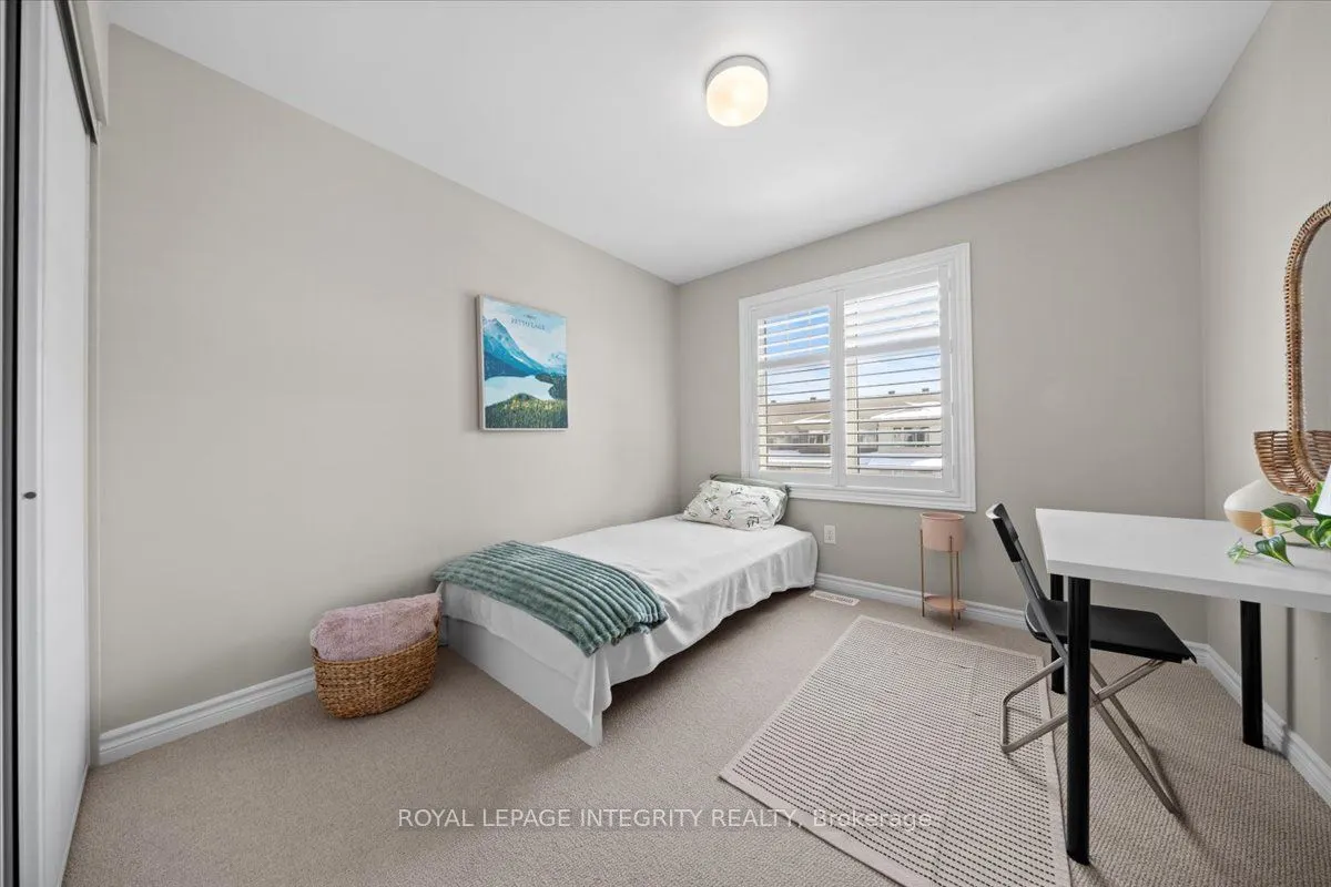 355 Crossway Terrace