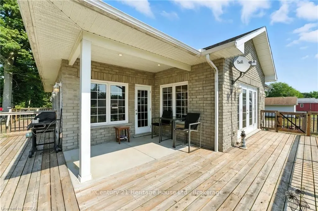 1026 Front Road