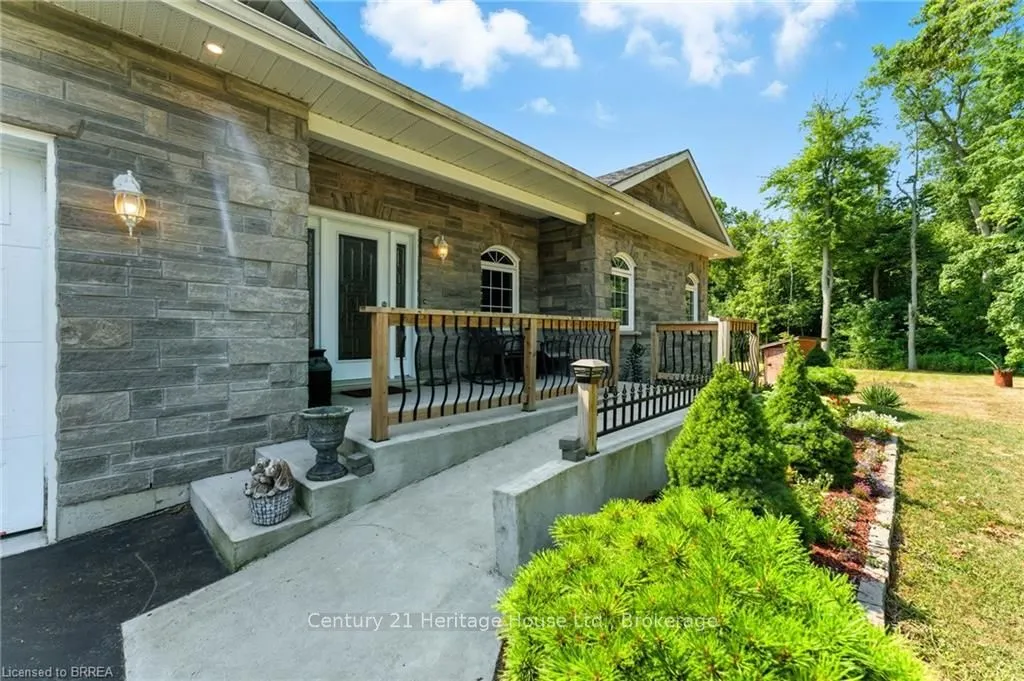 1026 Front Road