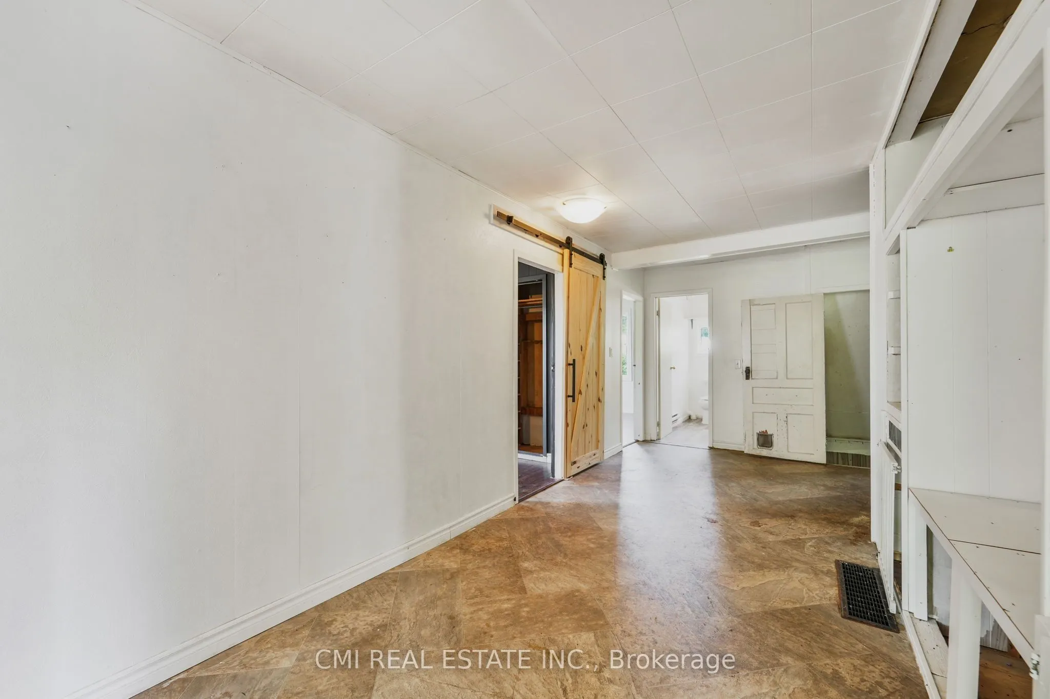 4422 County Rd 6 Road