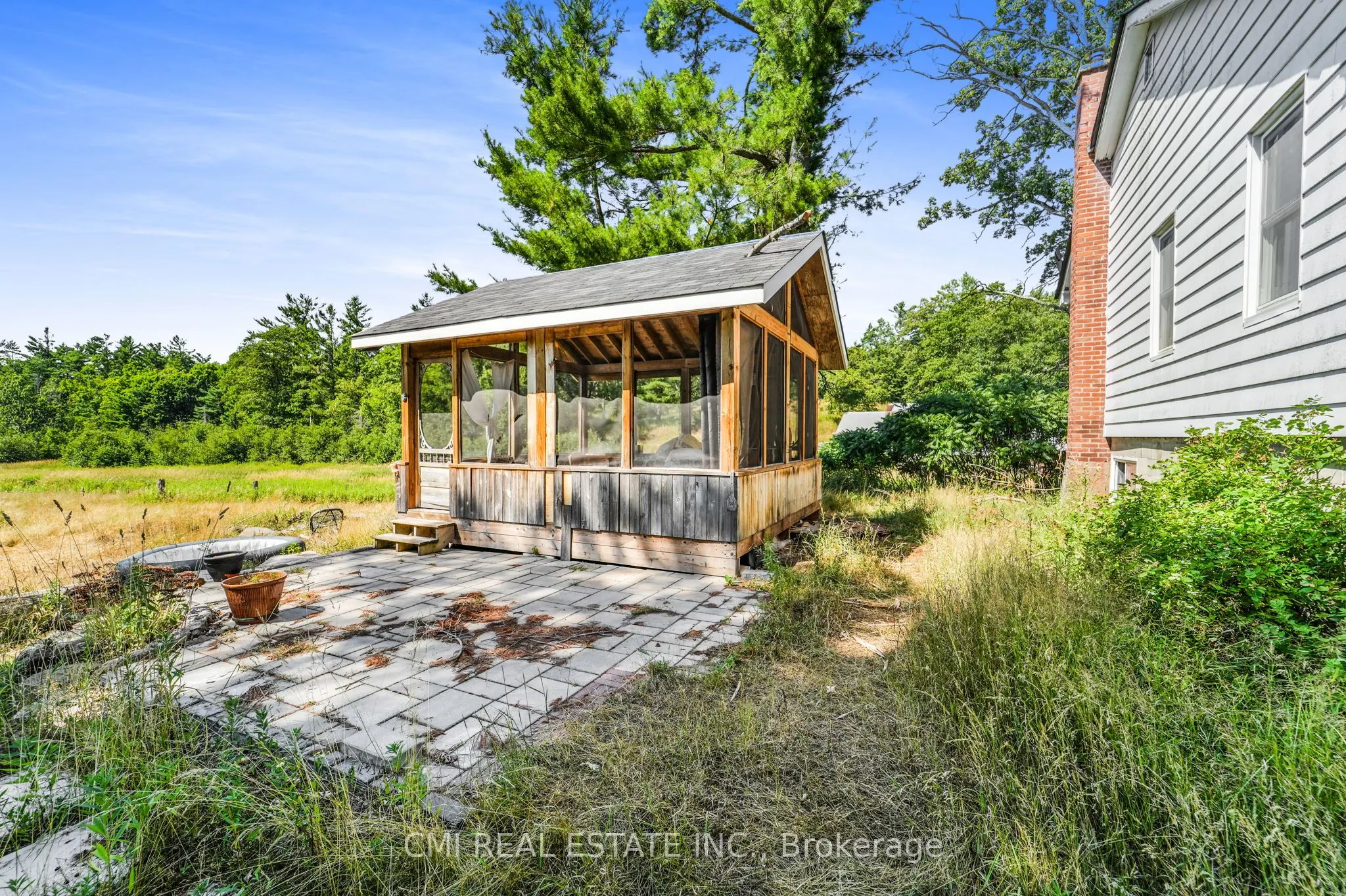 4422 County Rd 6 Road