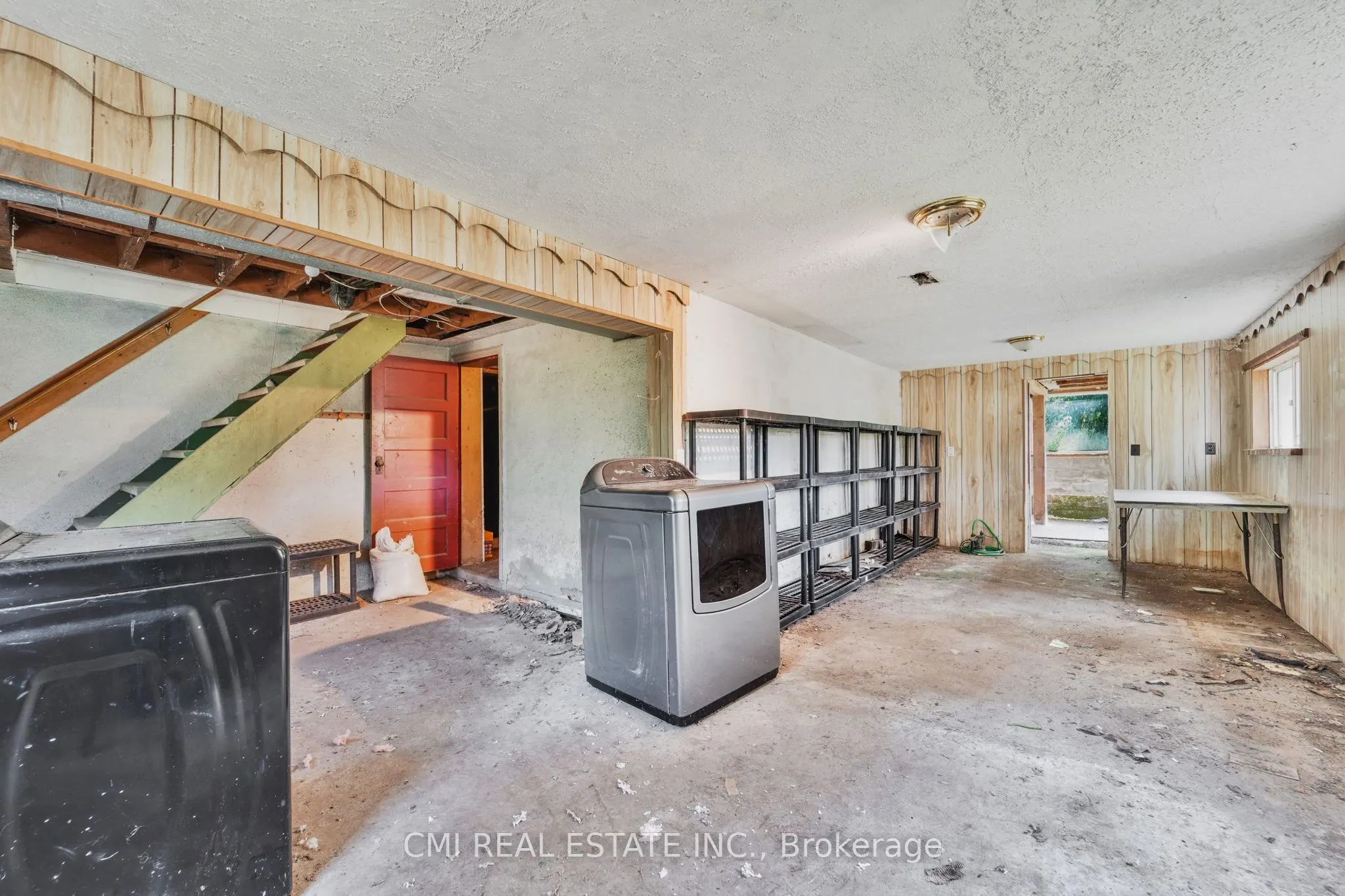 4422 County Rd 6 Road