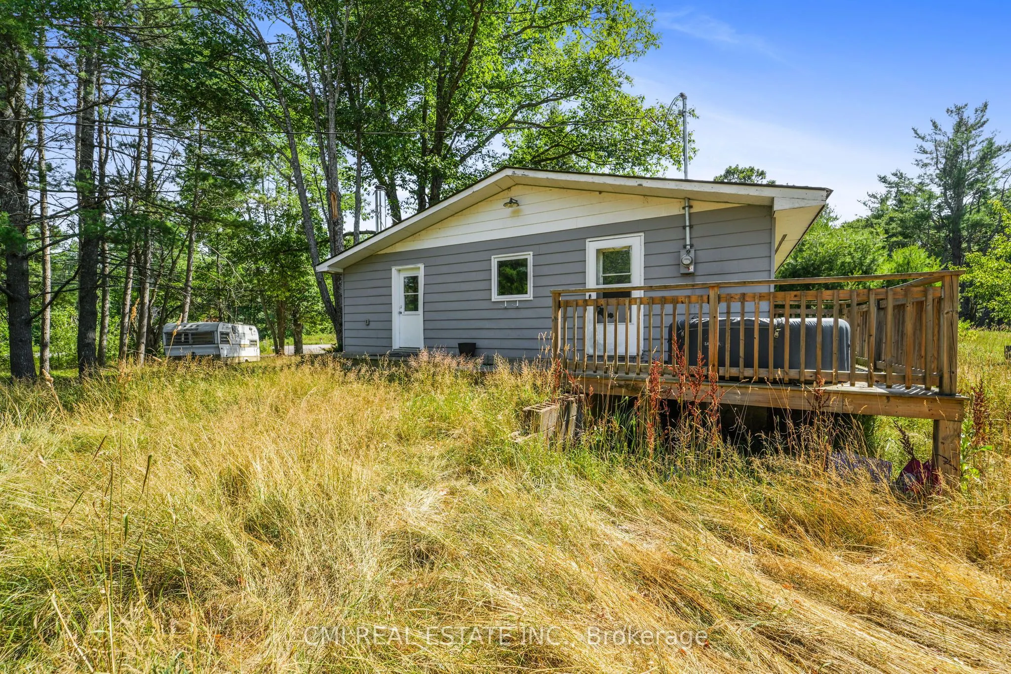 4422 County Rd 6 Road