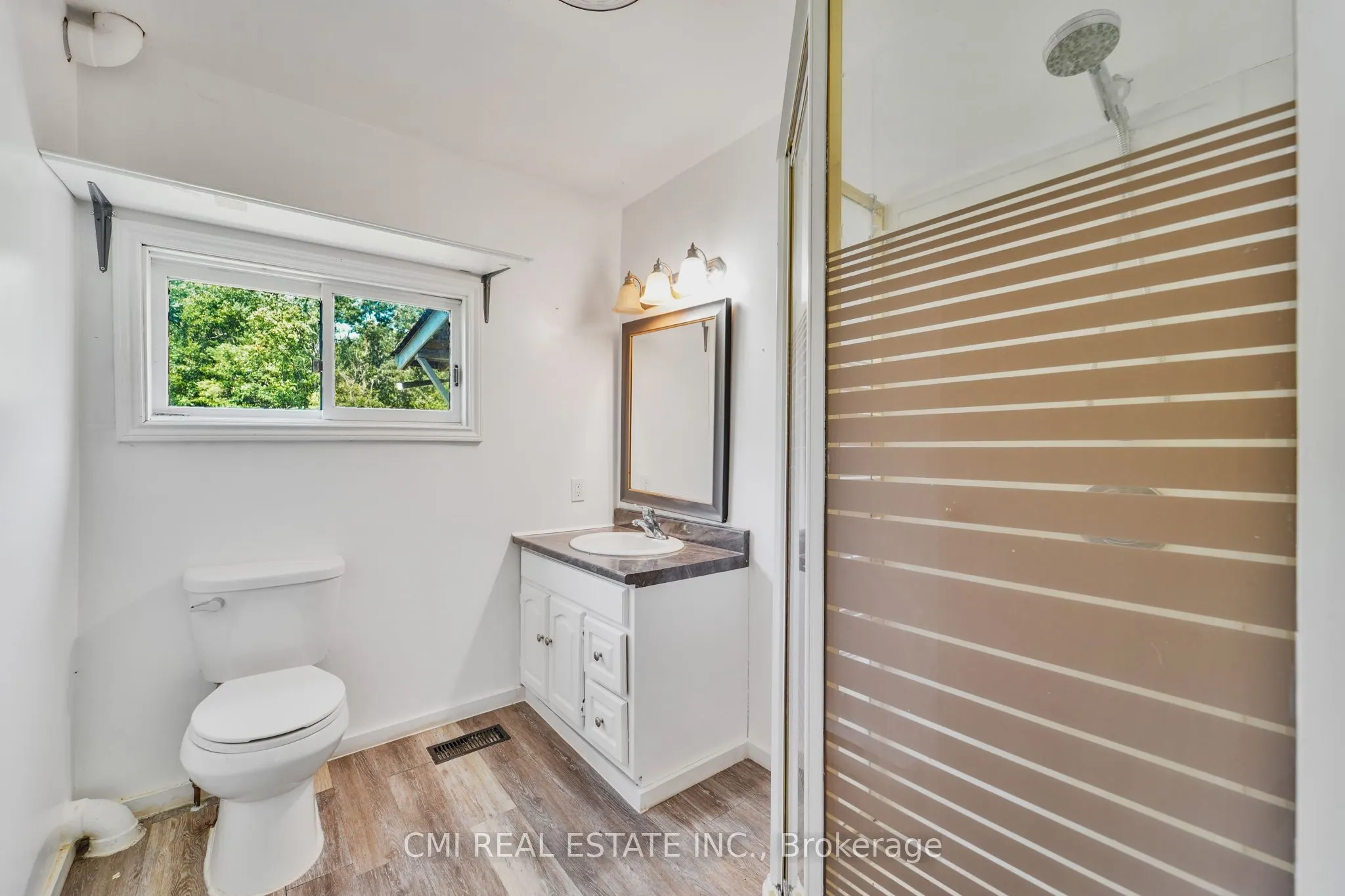 4422 County Rd 6 Road