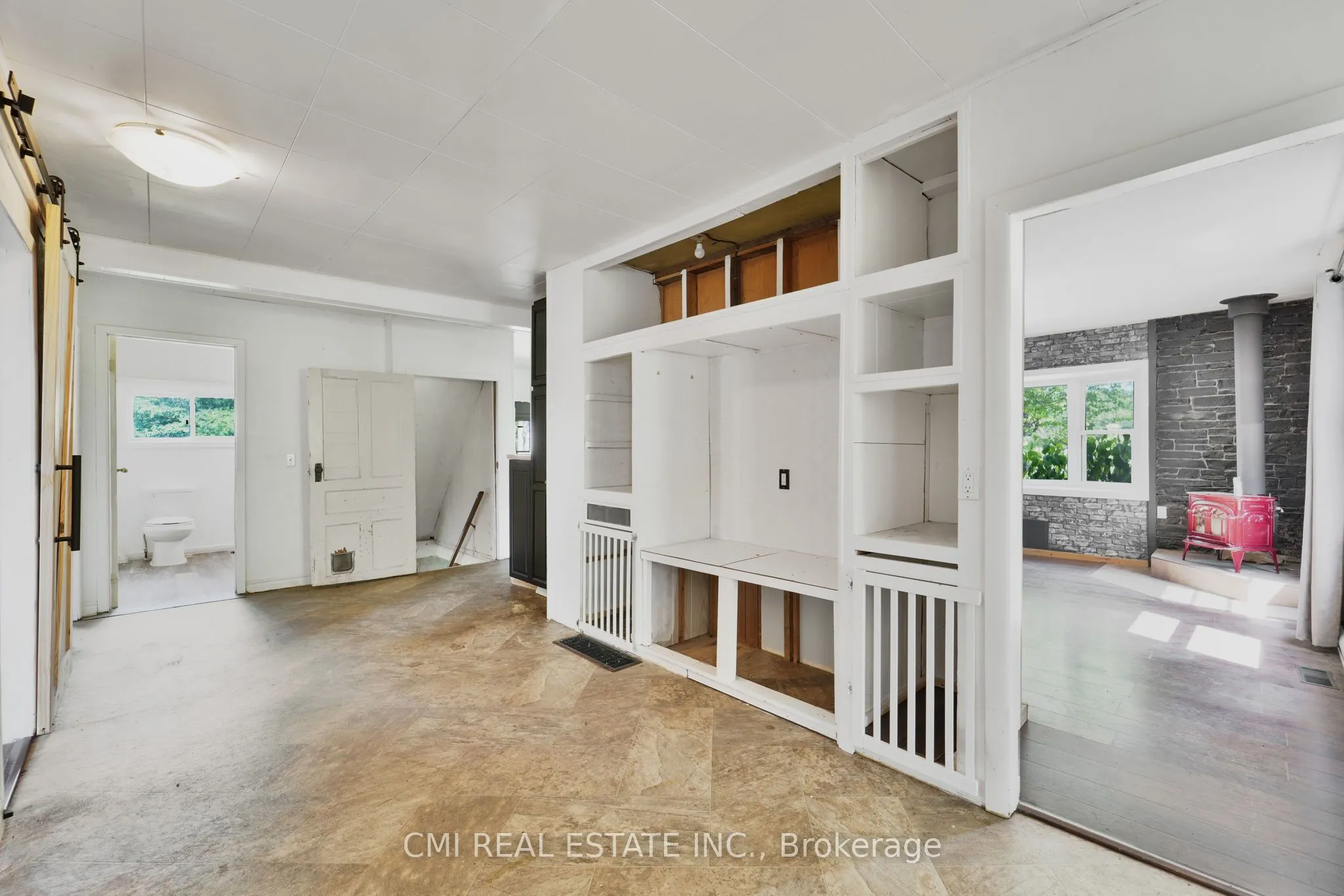 4422 County Rd 6 Road