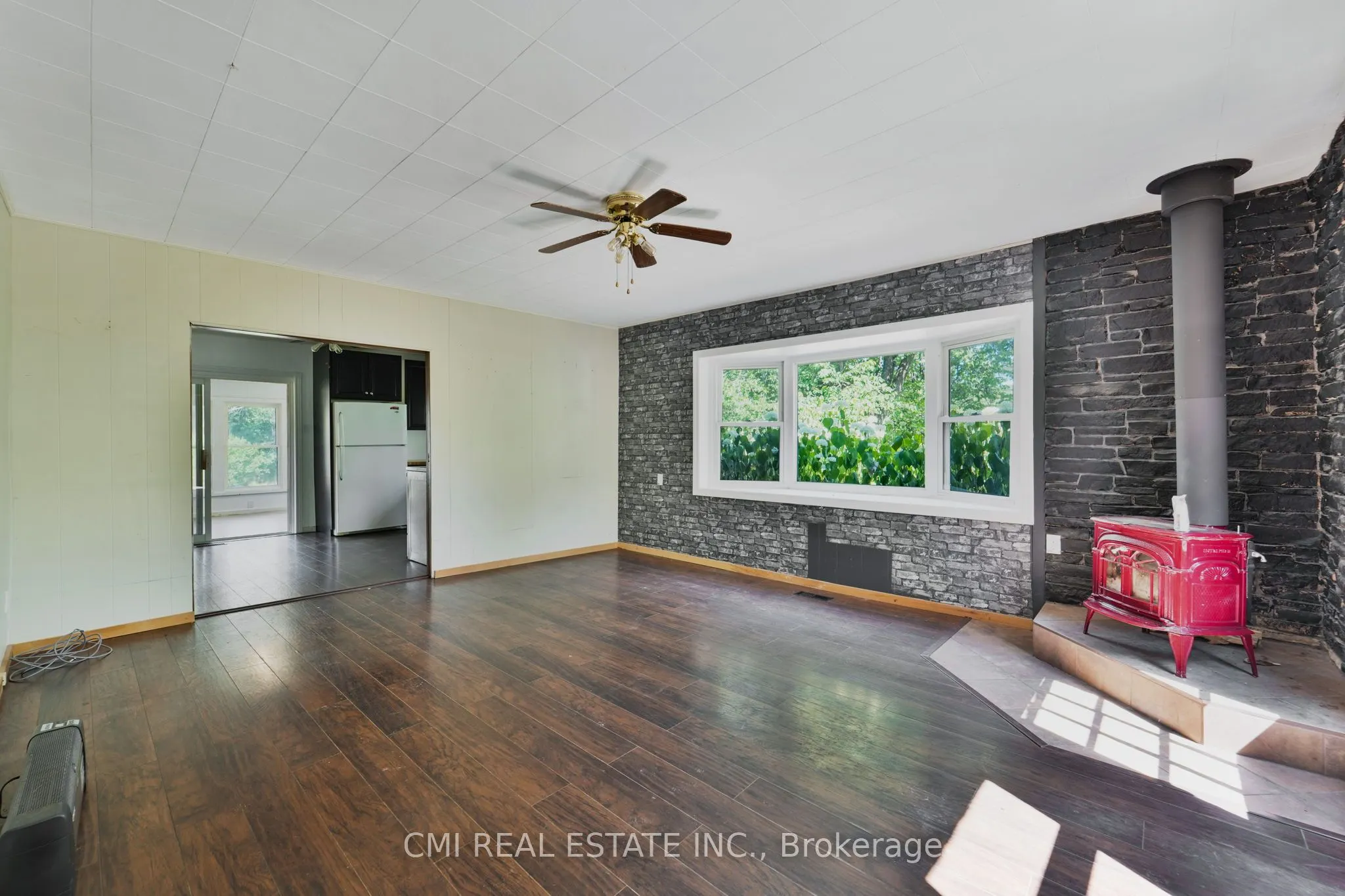 4422 County Rd 6 Road