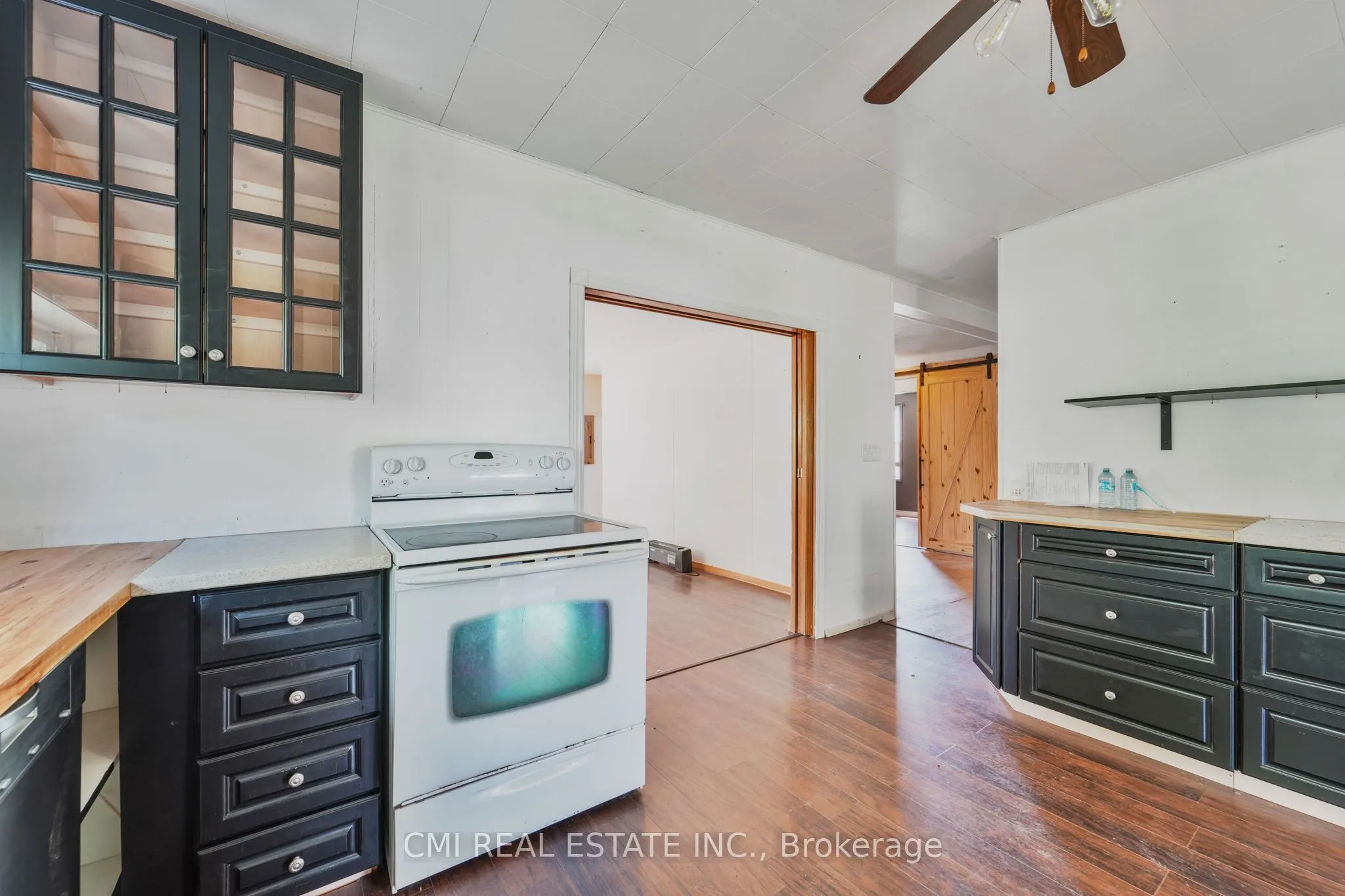 4422 County Rd 6 Road