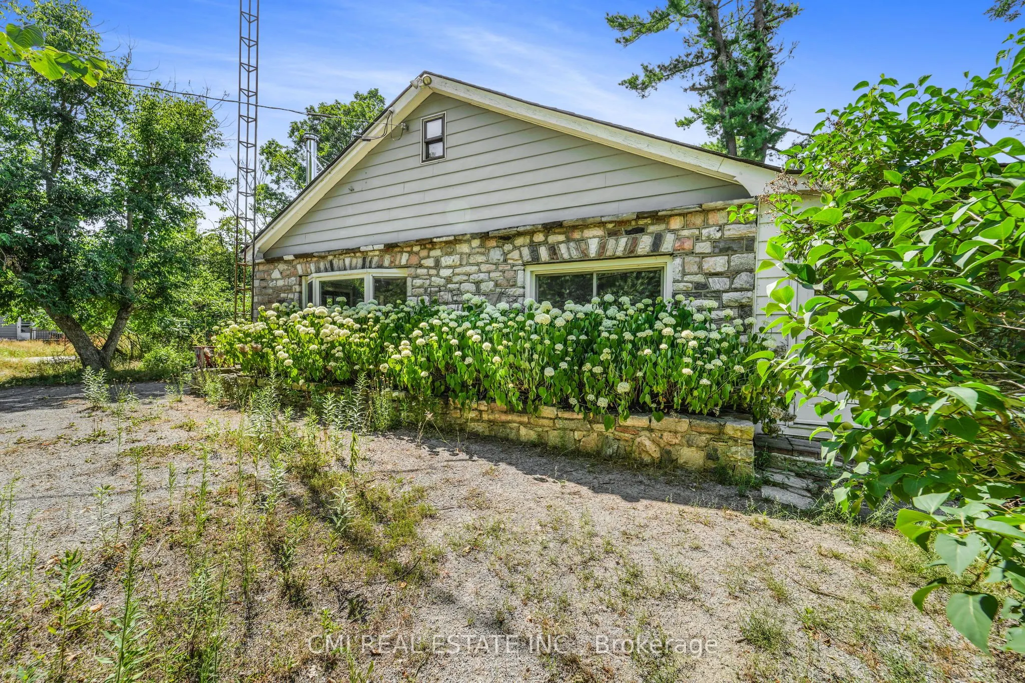 4422 County Rd 6 Road