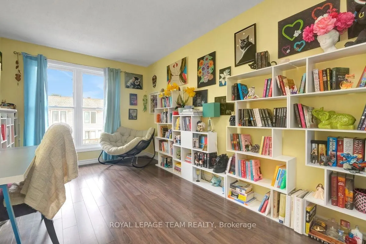 284-D Dalehurst Drive, #D