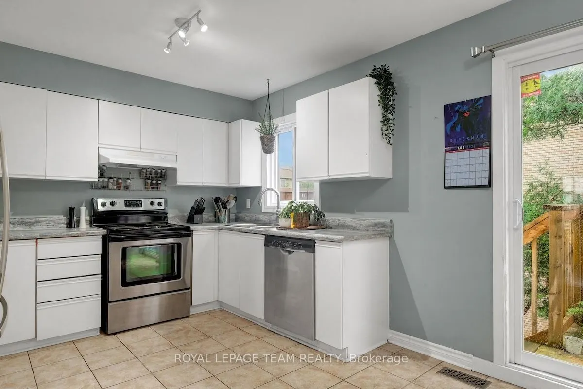 284-D Dalehurst Drive, #D
