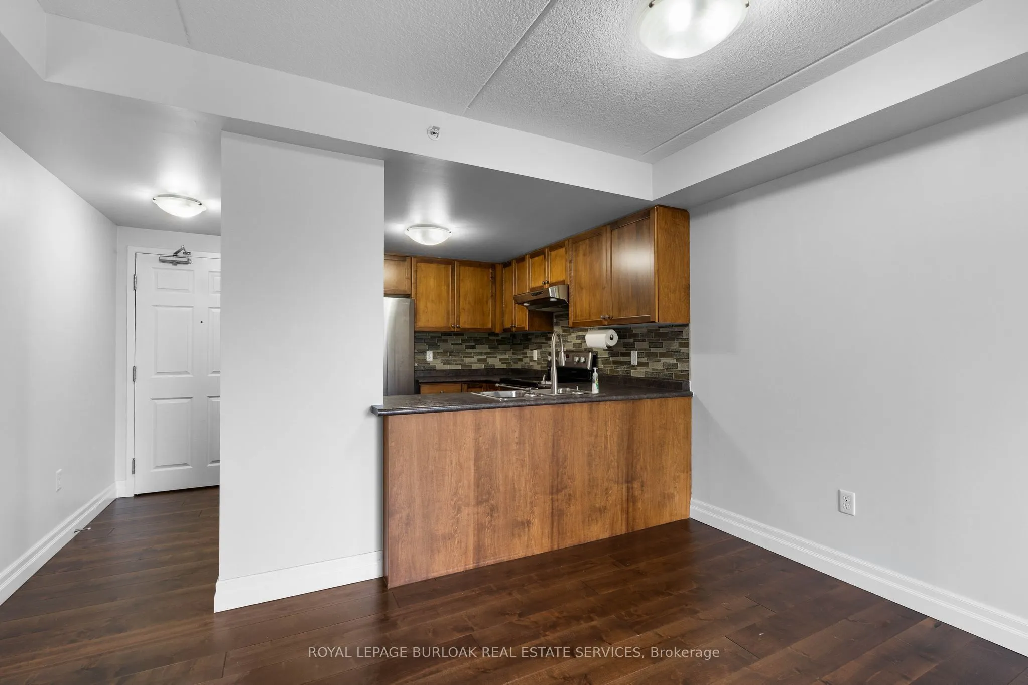 67 Kingsbury Square, #307
