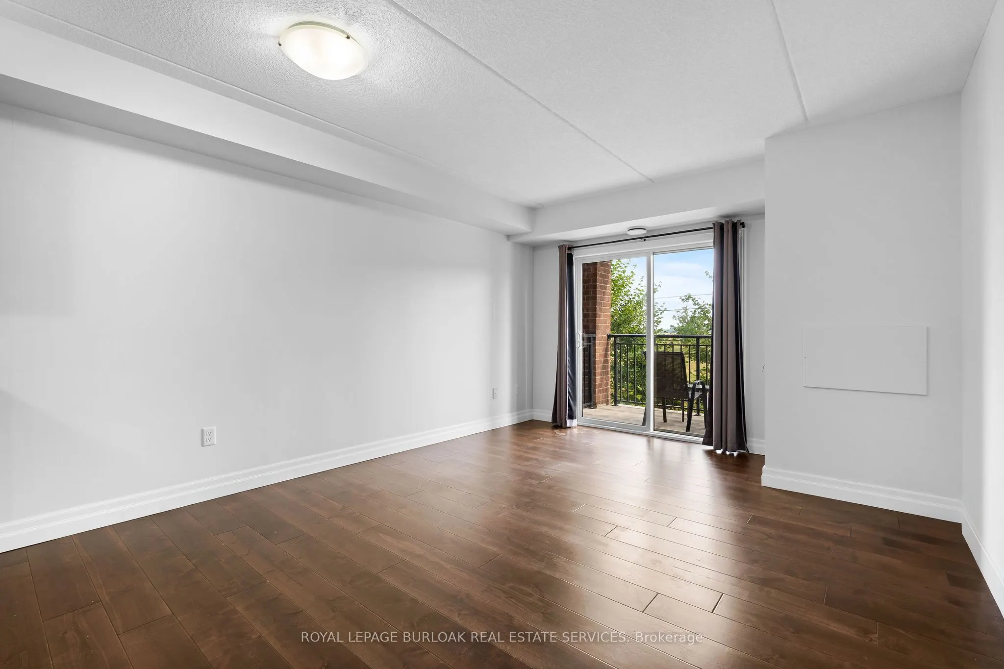 67 Kingsbury Square, #307
