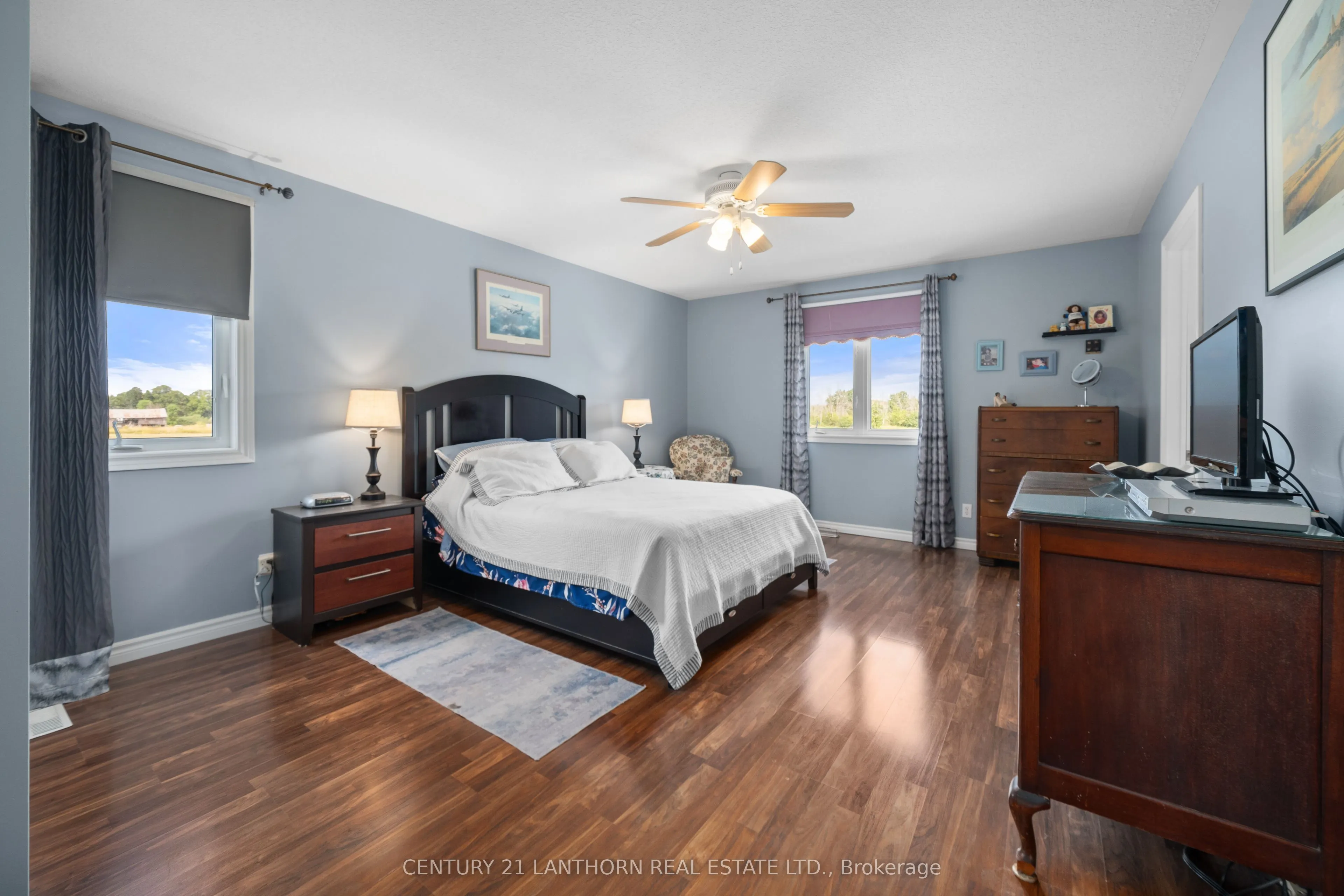 1489 Airport Parkway
