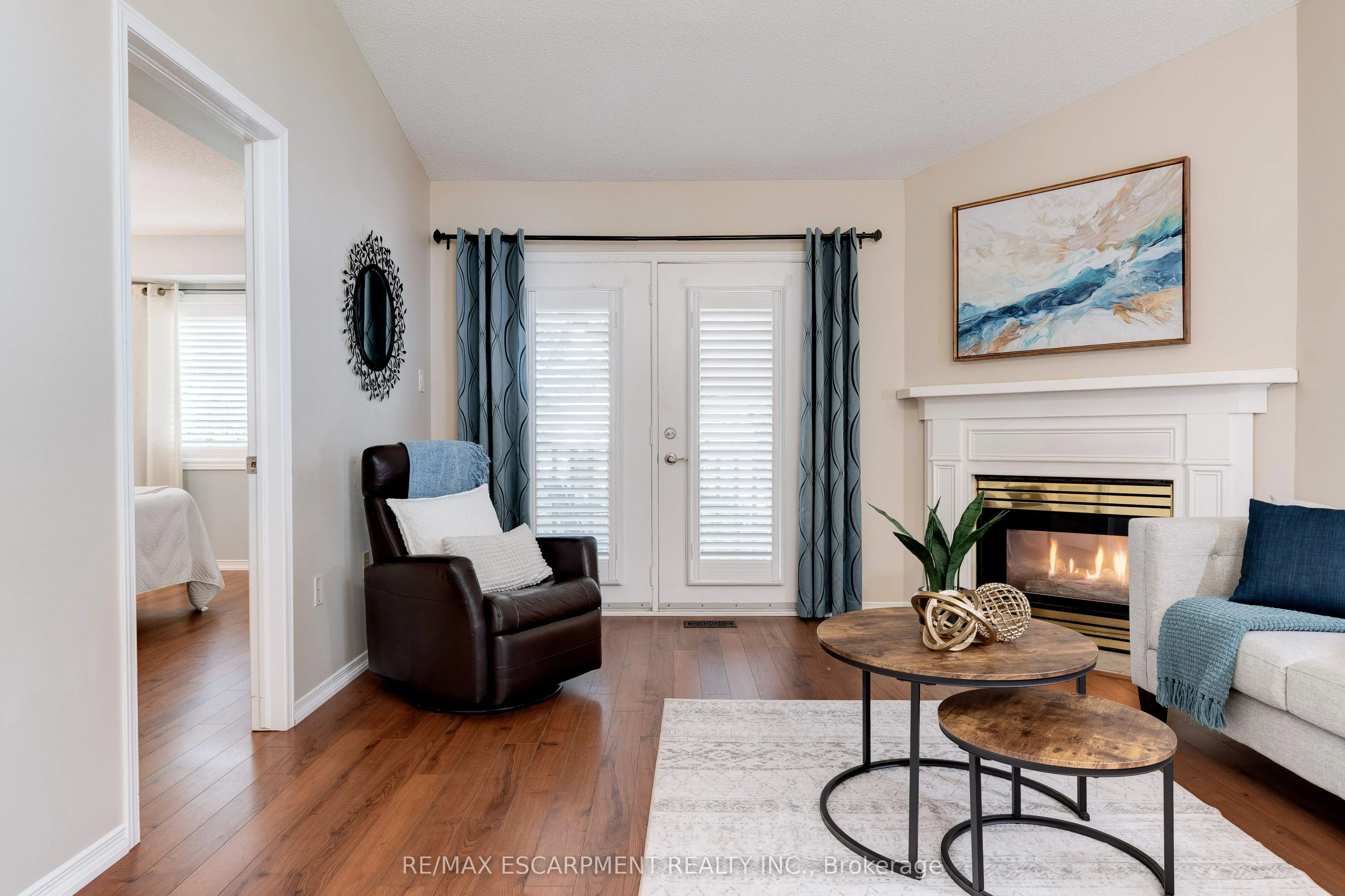 2774 King Street E, #10