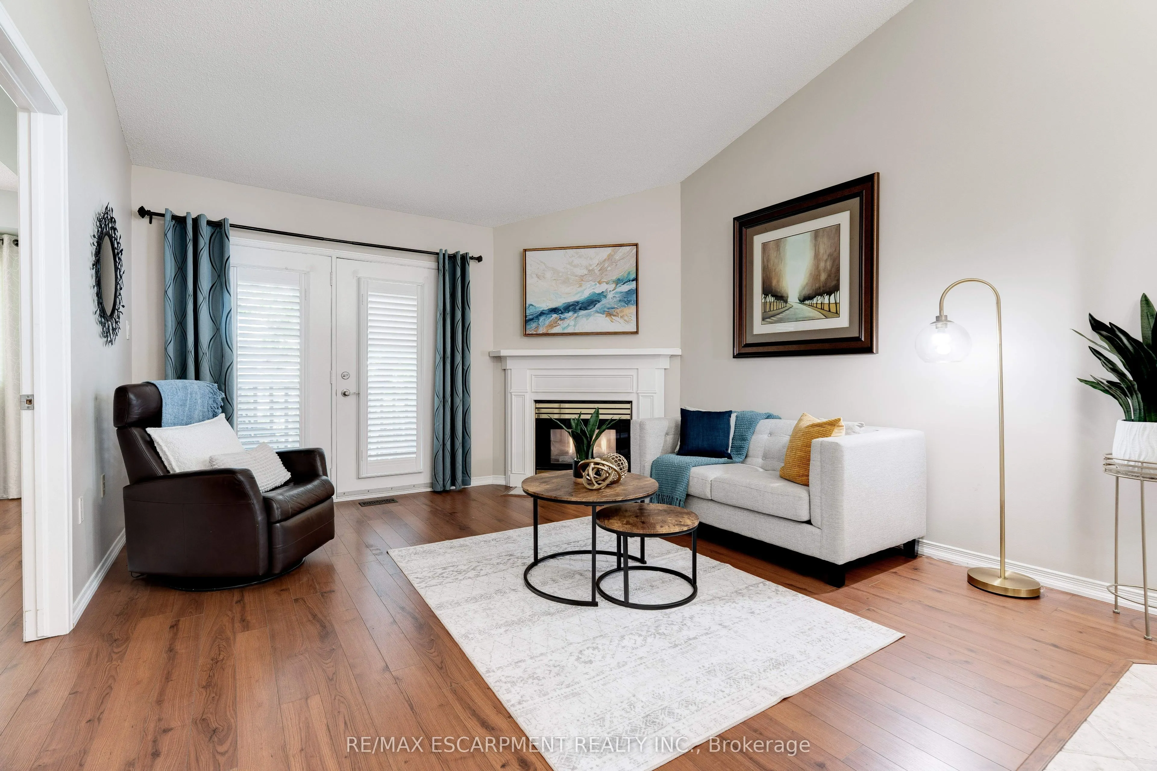 2774 King Street E, #10