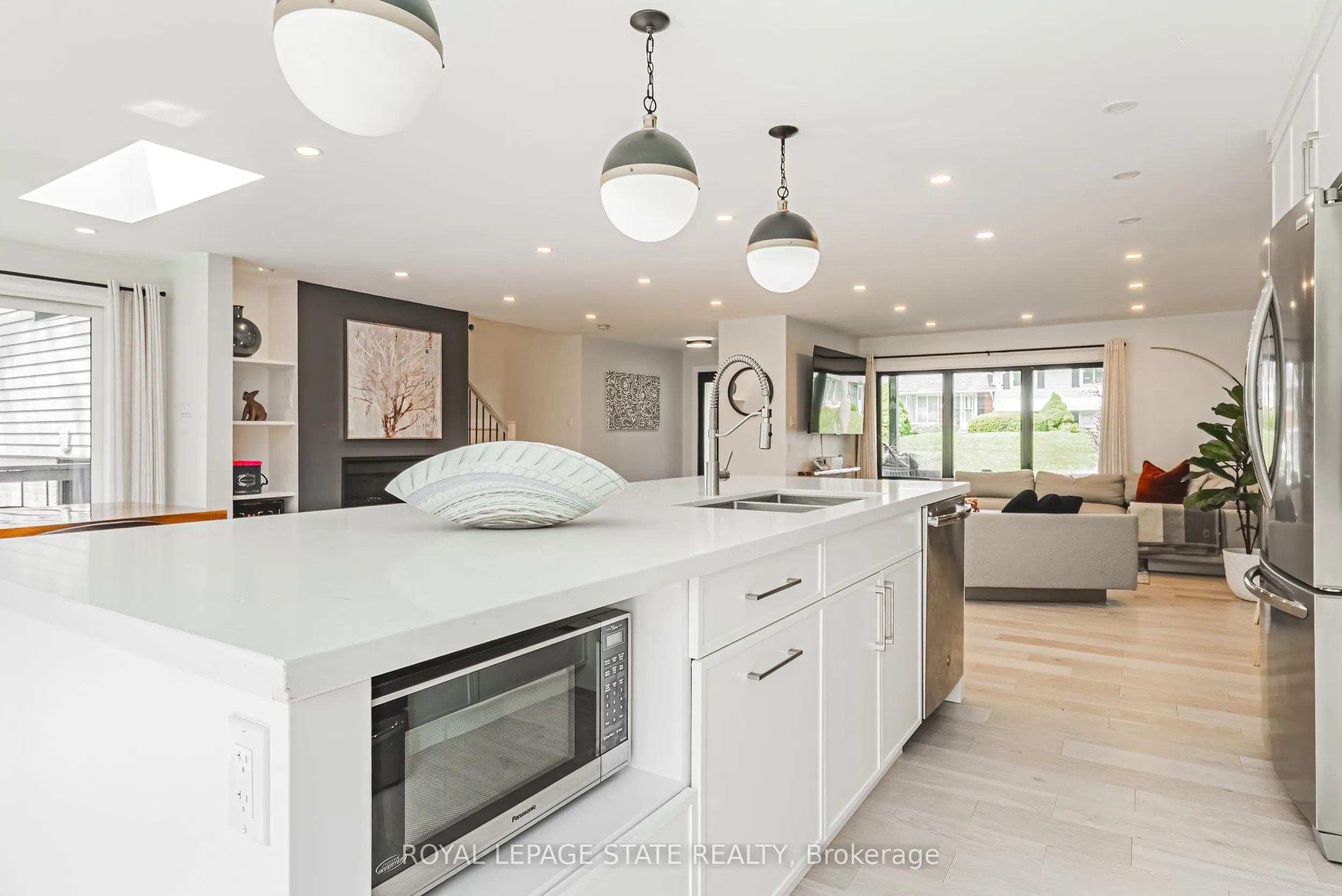 16 Lynndale Drive