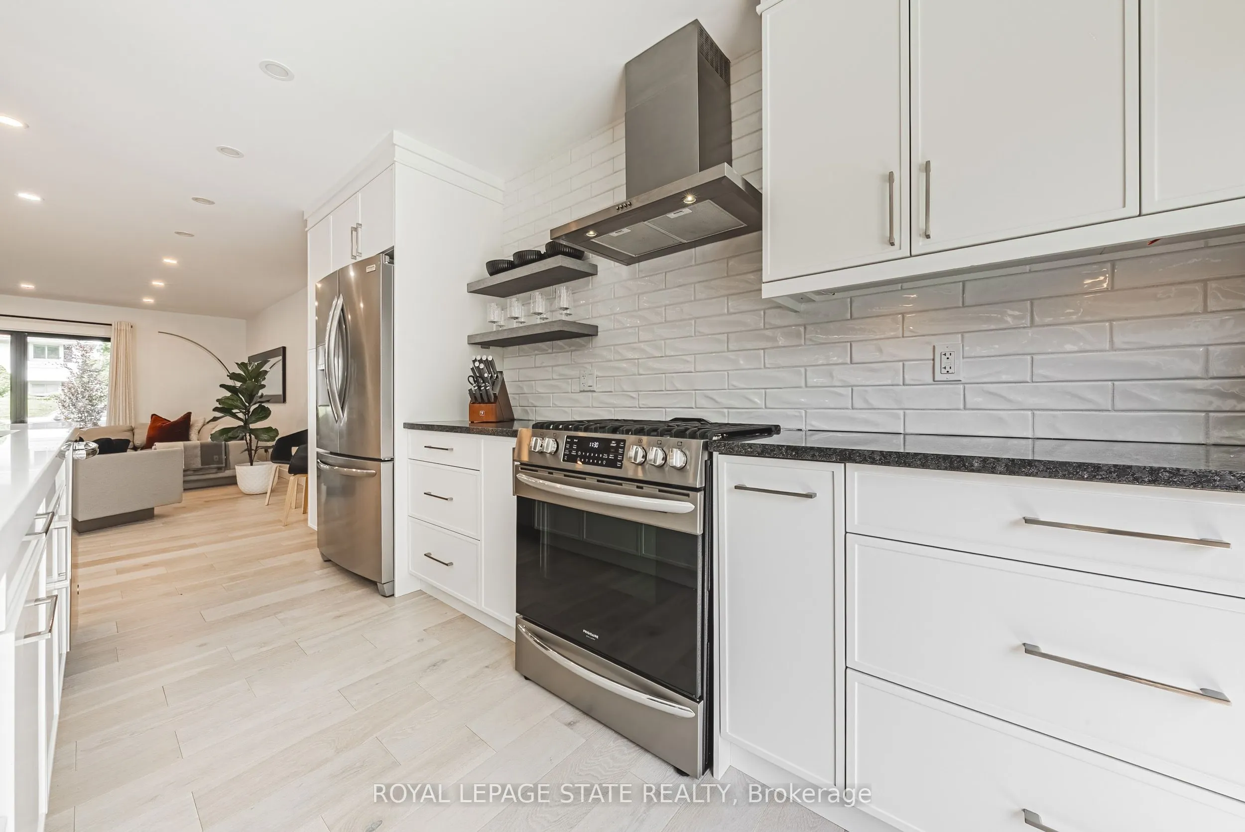 16 Lynndale Drive