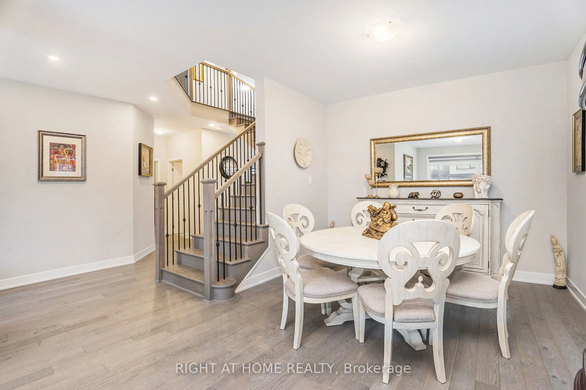 203 Osterley Way