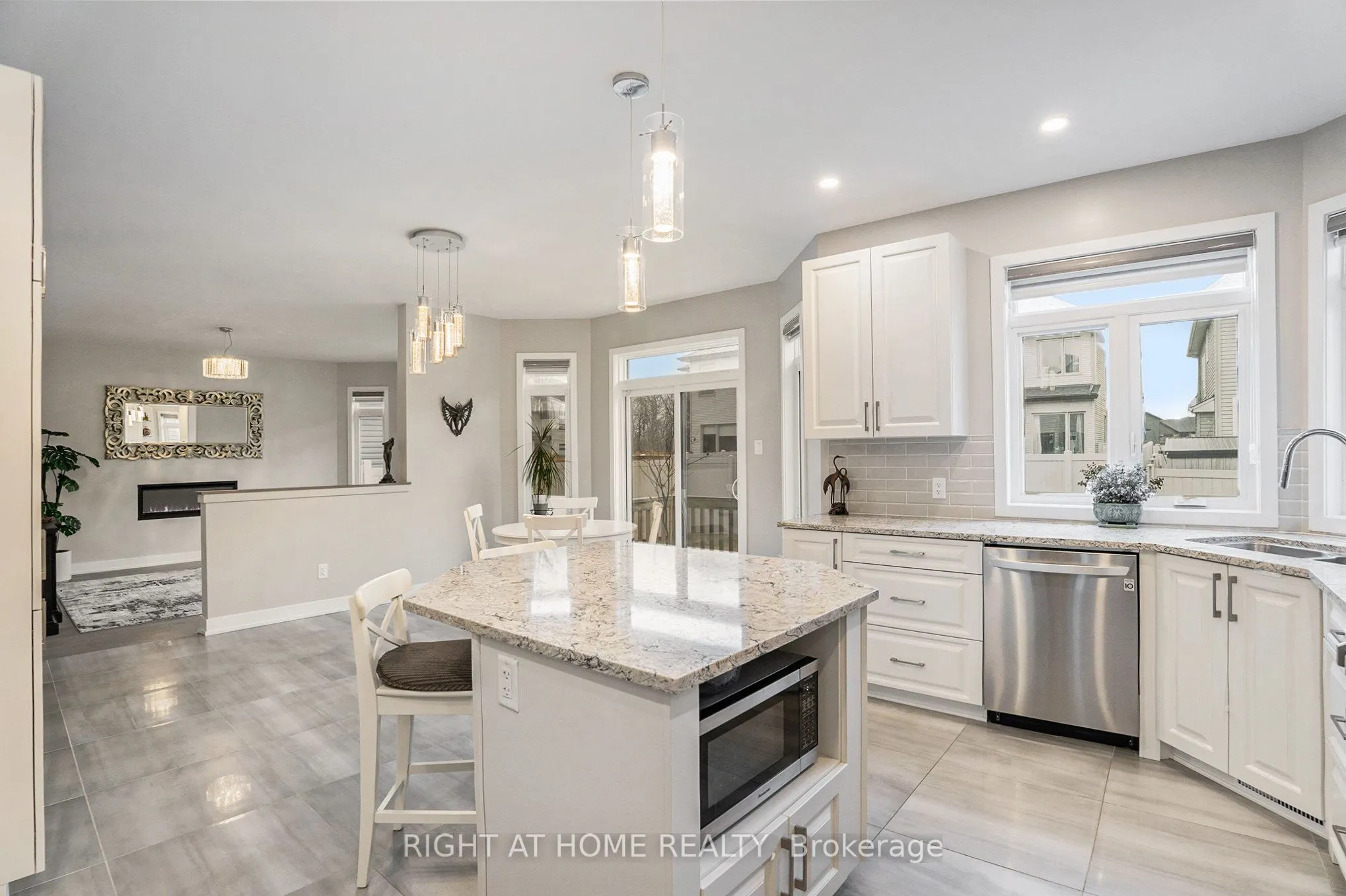 203 Osterley Way