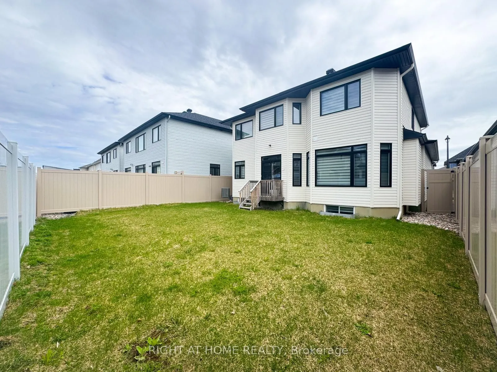 203 Osterley Way