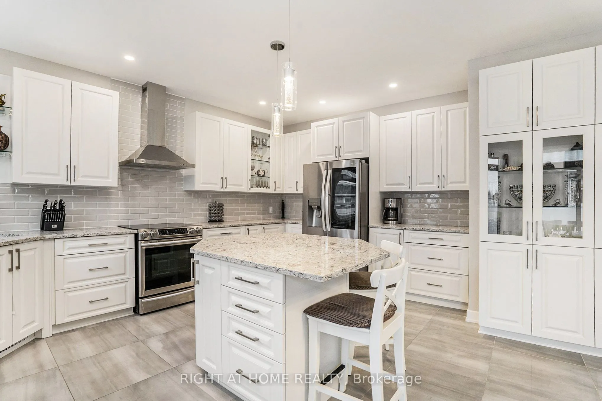 203 Osterley Way
