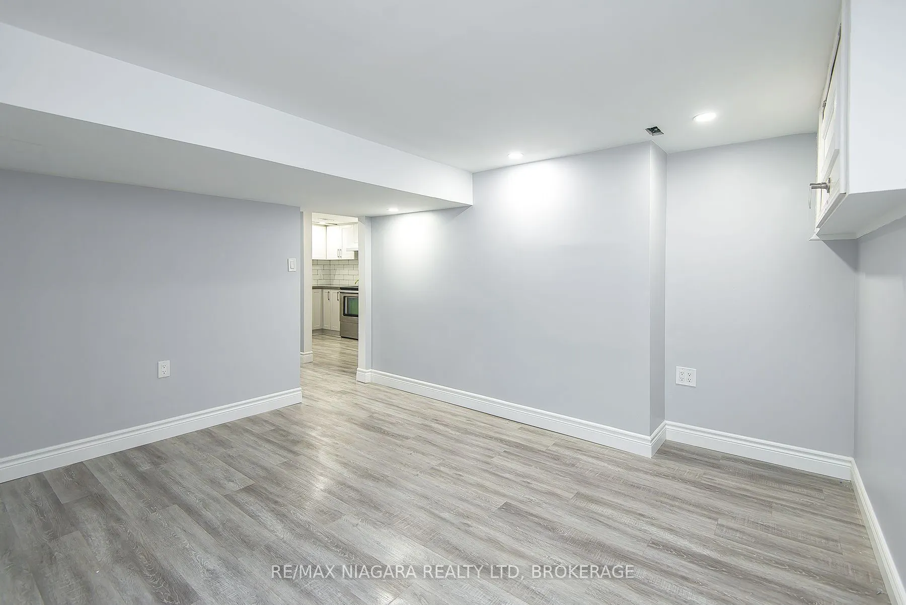4607 Nelson Crescent