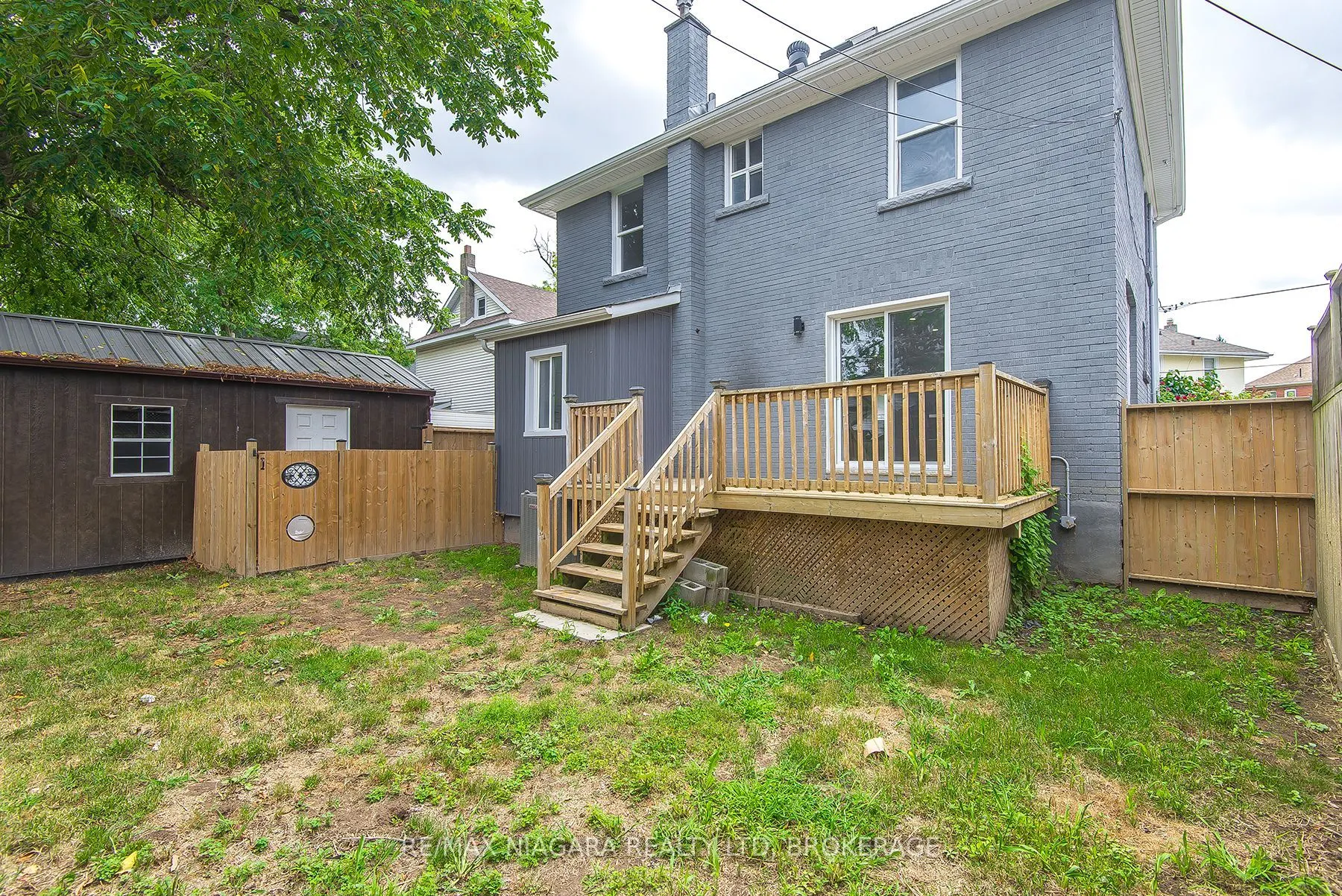 4607 Nelson Crescent