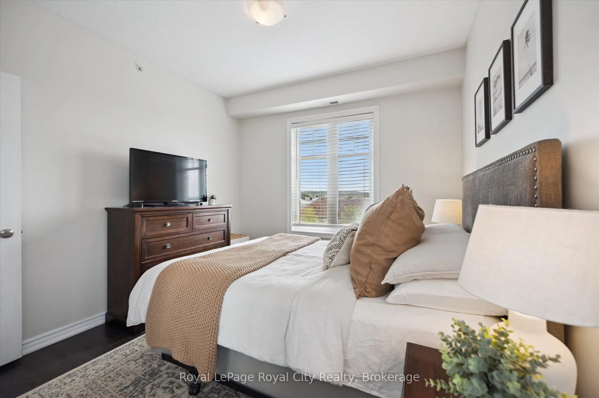 2 Colonial Drive, #403