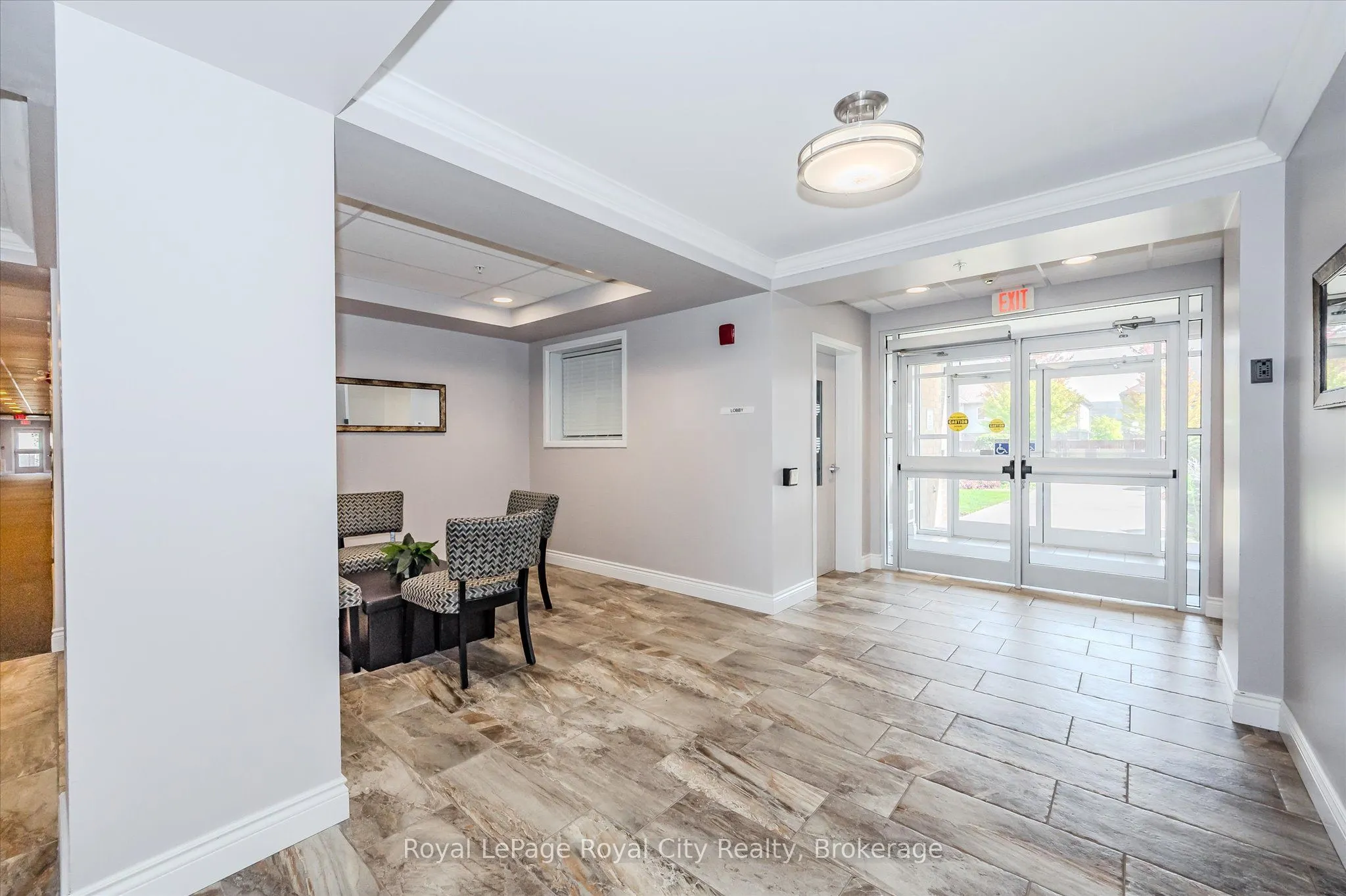 2 Colonial Drive, #403