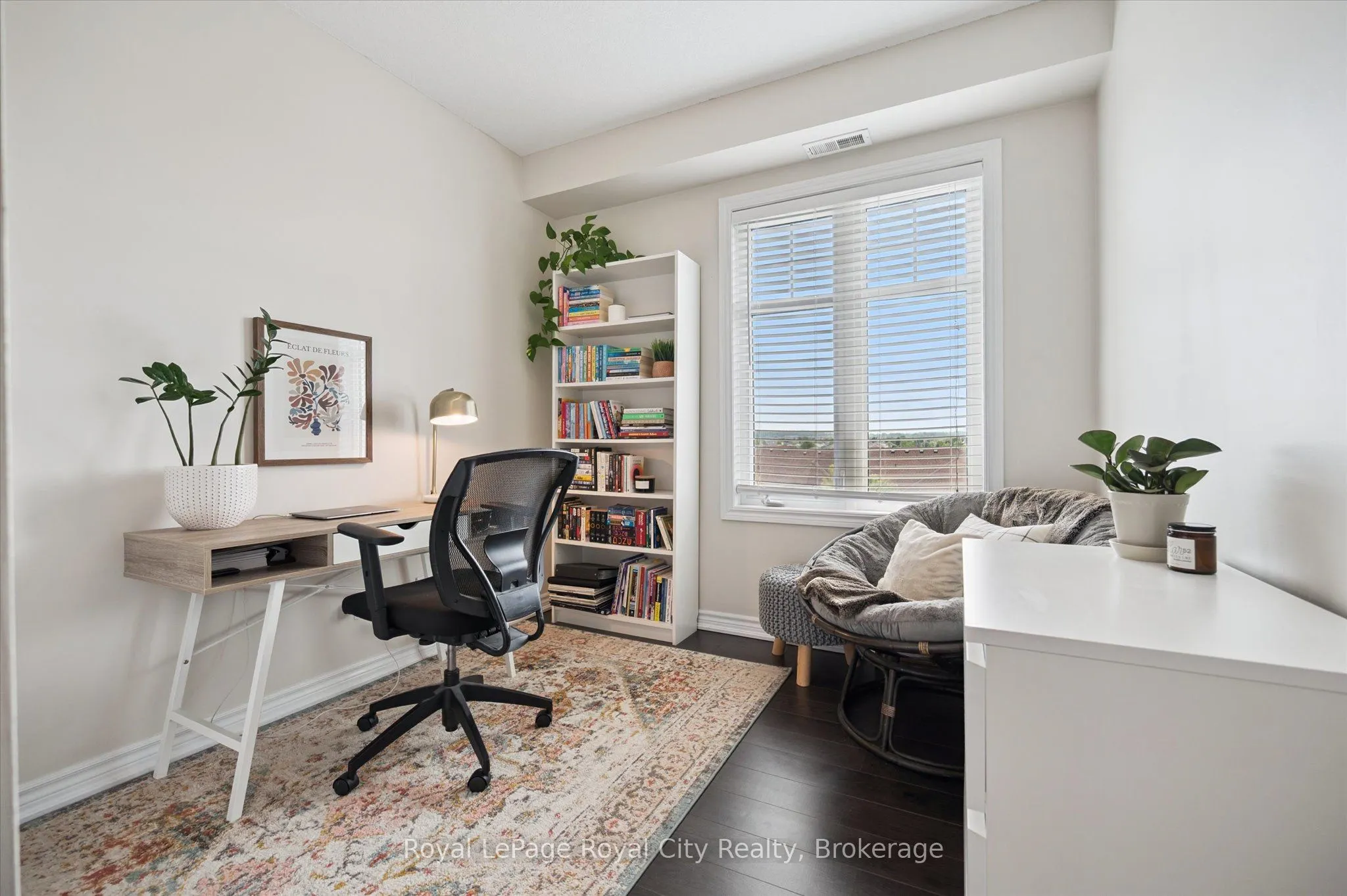 2 Colonial Drive, #403