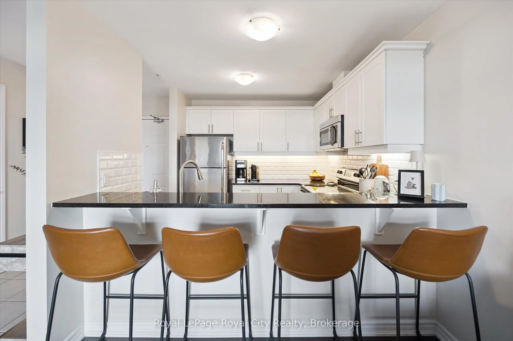 2 Colonial Drive, #403