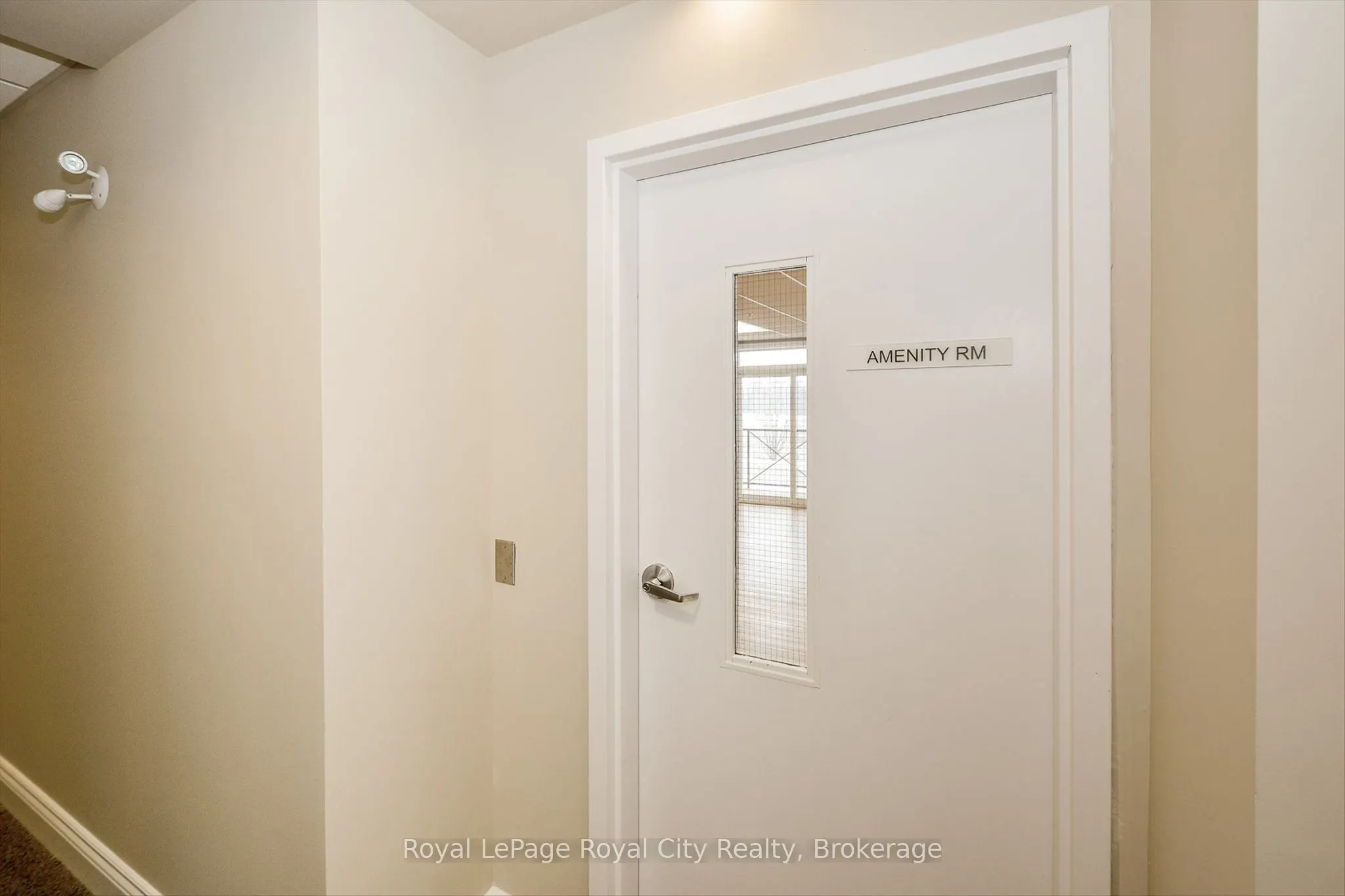 2 Colonial Drive, #403