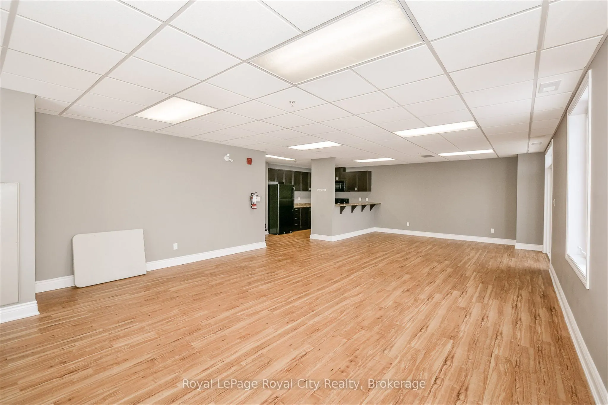 2 Colonial Drive, #403