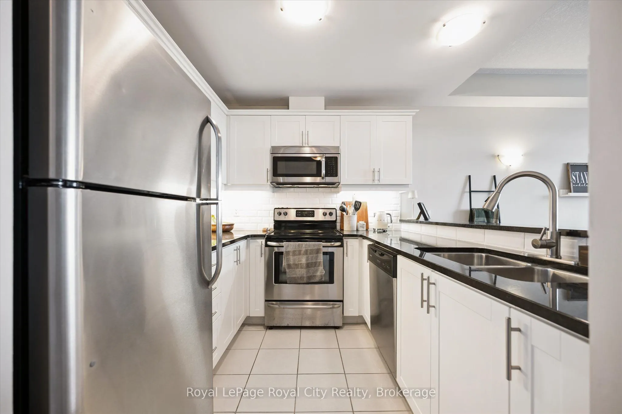 2 Colonial Drive, #403